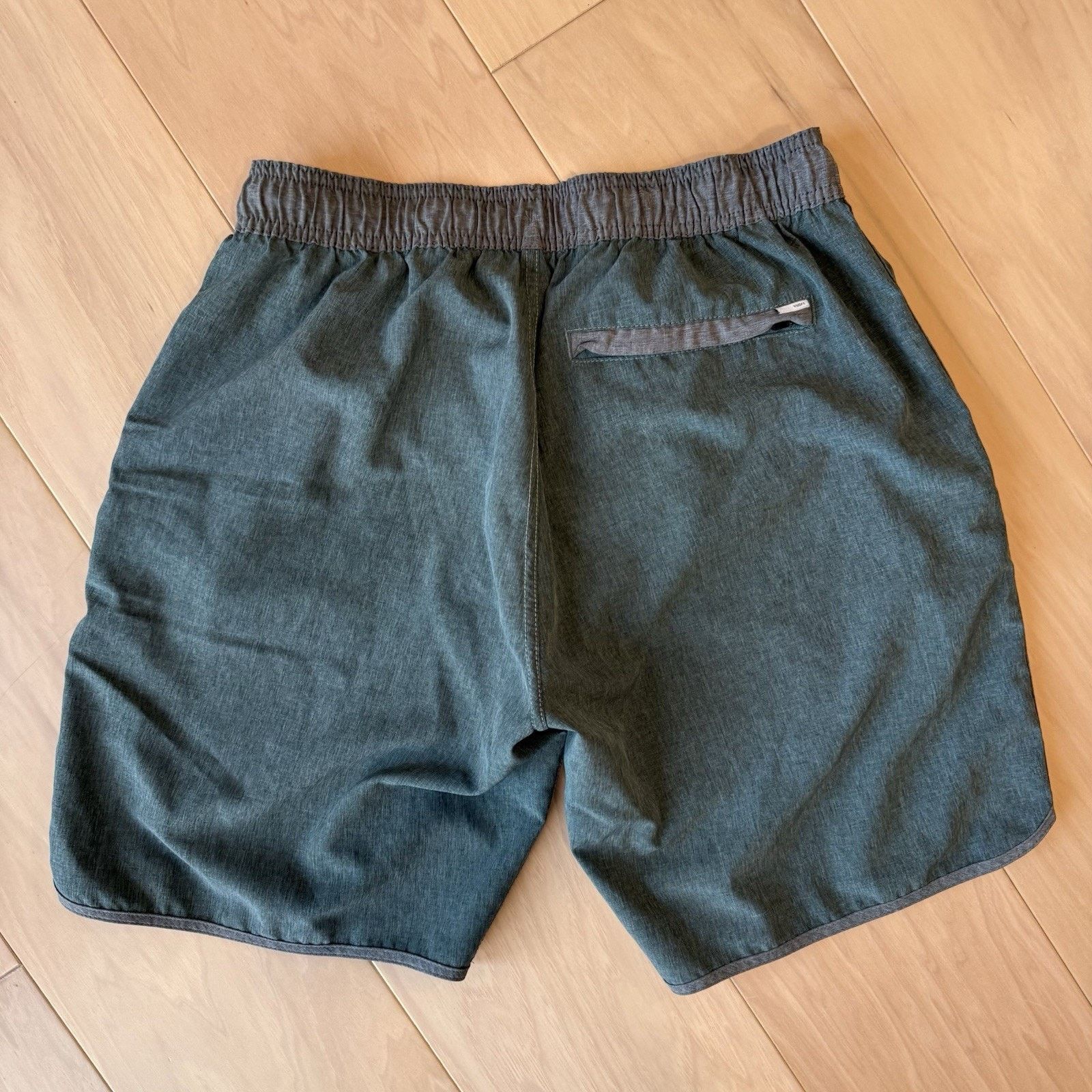 Vuori Vuori Banks Shorts Medium Green Lightweight Workout Size US 28 / EU 44 - 6 Thumbnail