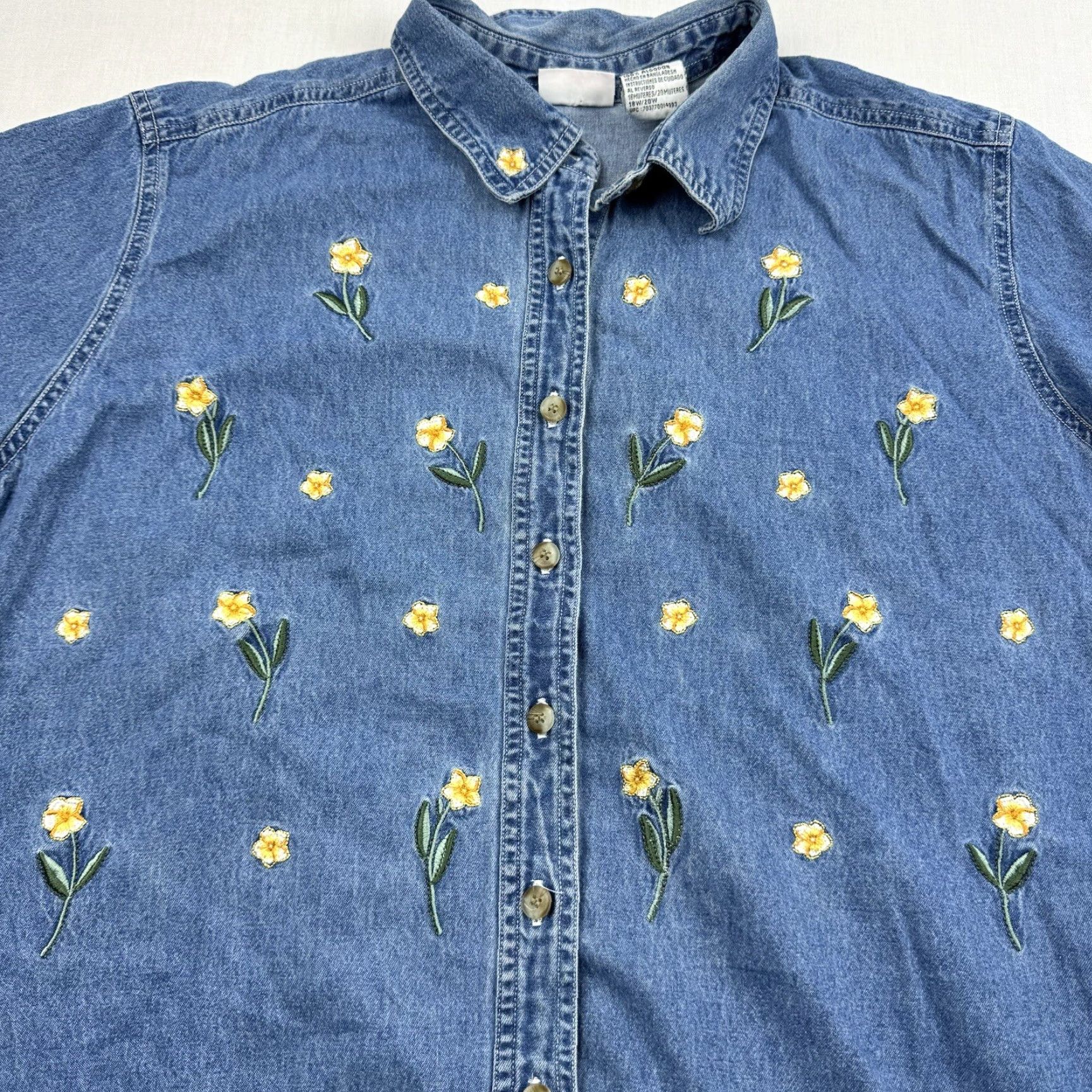 Vintage VINTAGE Bobbie Brooks Denim Button-Up Shirt Women's 18W Floral Short Sleeve Blue 90s Casual Size XXL / US 16-18 / IT 52-54 - 2 Thumbnail