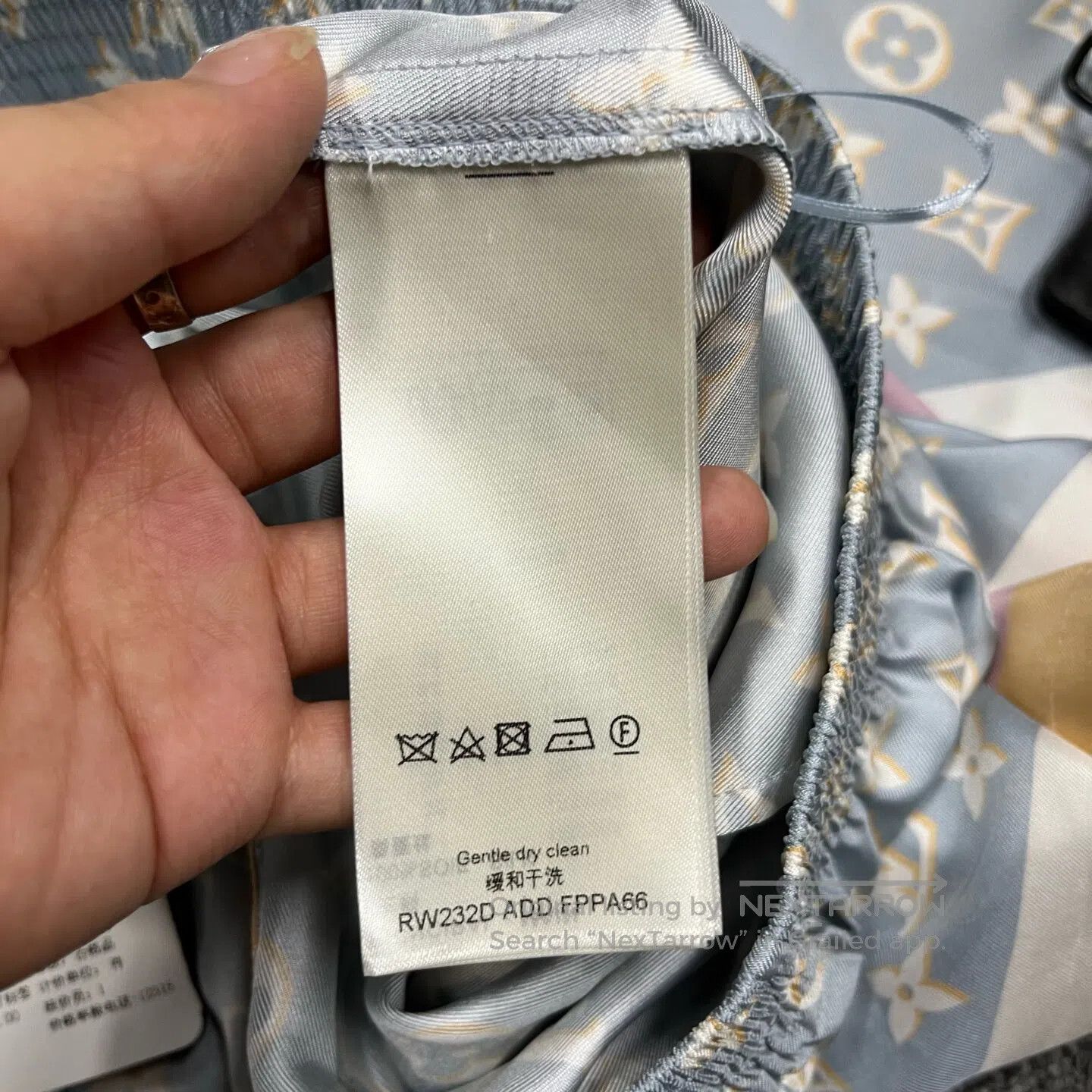 Louis Vuitton Louis Vuitton size 34 Logo striped, loose-fitting straight- Size 26" / US 2 / IT 38 - 5 Thumbnail