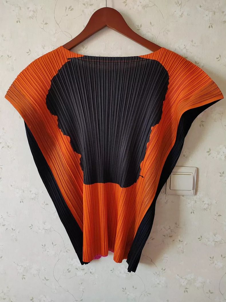 Issey Miyake Issey Miyake Pink and orange vest Size L / US 10 / IT 46 - 2 Thumbnail