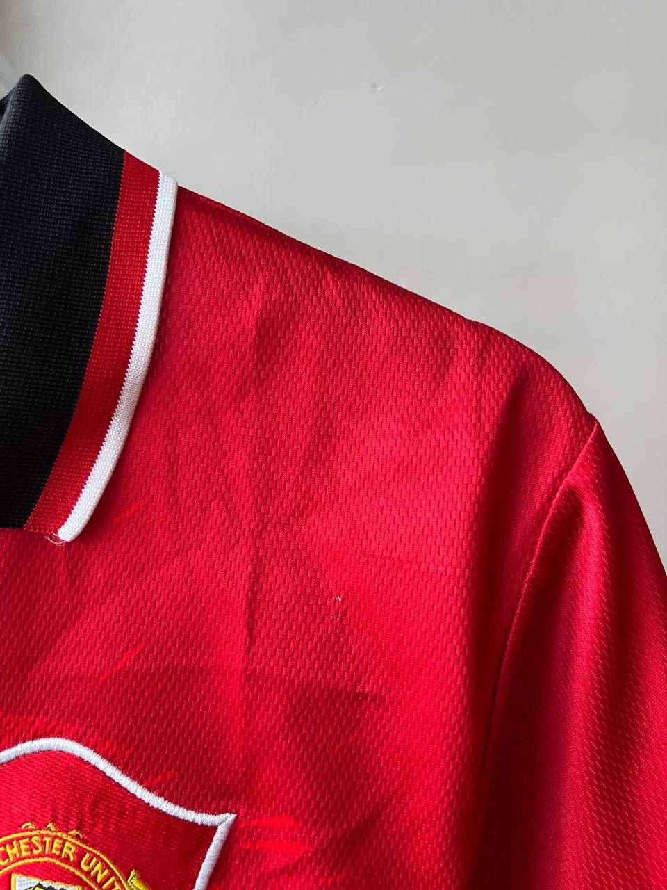 Vintage 1994/96 MANCHESTER UNITED REMAKE HOME SOCCER JERSEY SHIRT S Size US S / EU 44-46 / 1 - 6 Thumbnail