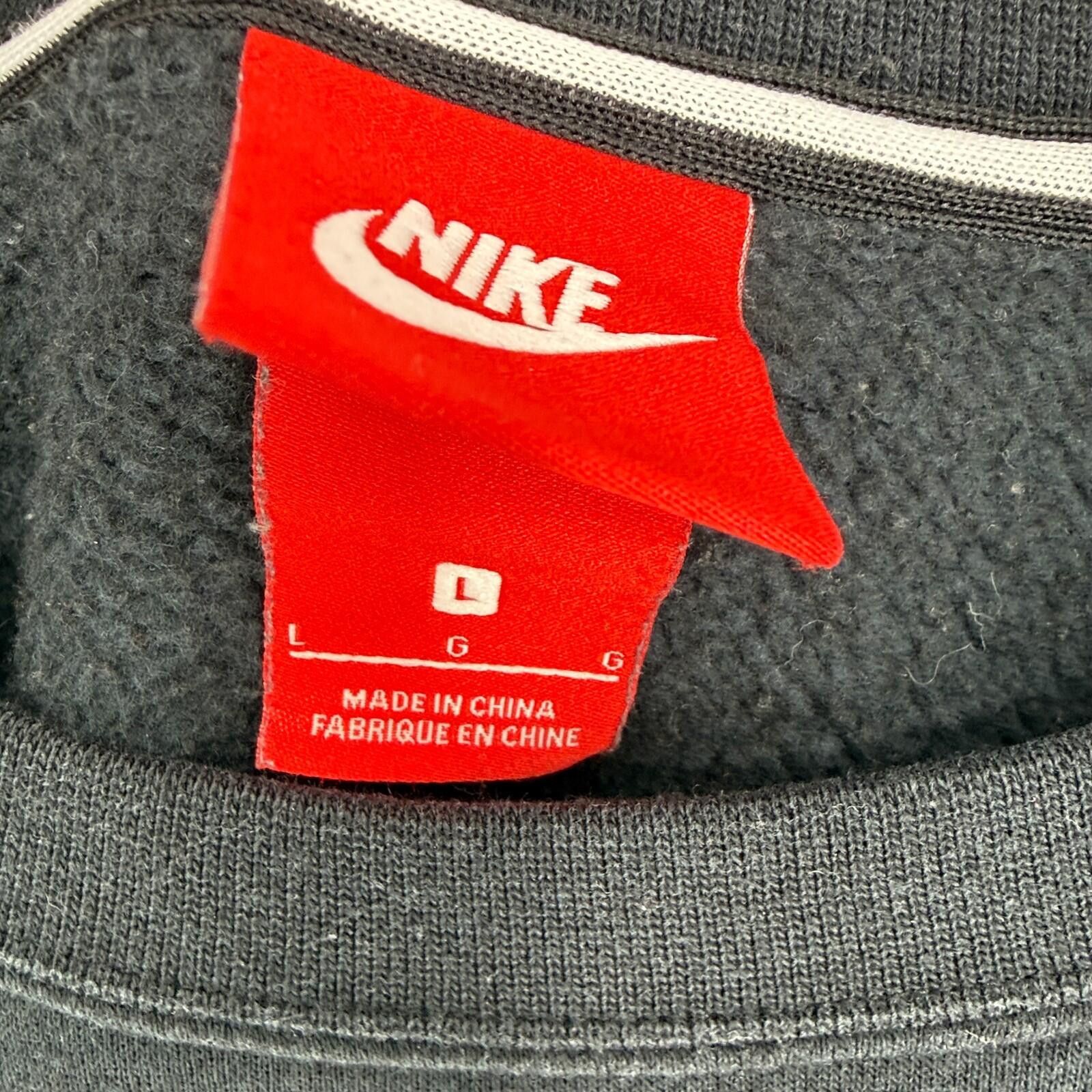 Nike Vintage Nike Crewneck Sweatshirt Pullover Streetwear Mens L Size US L / EU 52-54 / 3 - 3 Thumbnail