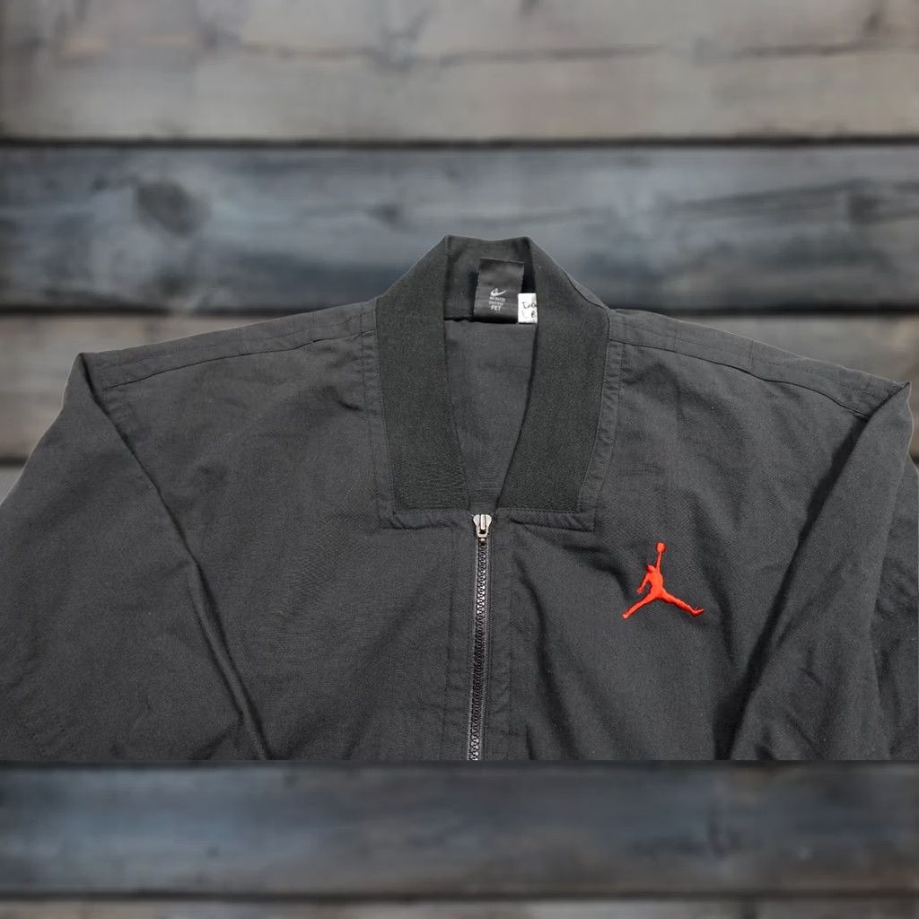 Jordan Brand Jordan Windbreaker Jacket Mens L Black 90s Vintage Style Lightweight Flight Size US L / EU 52-54 / 3 - 1 Thumbnail