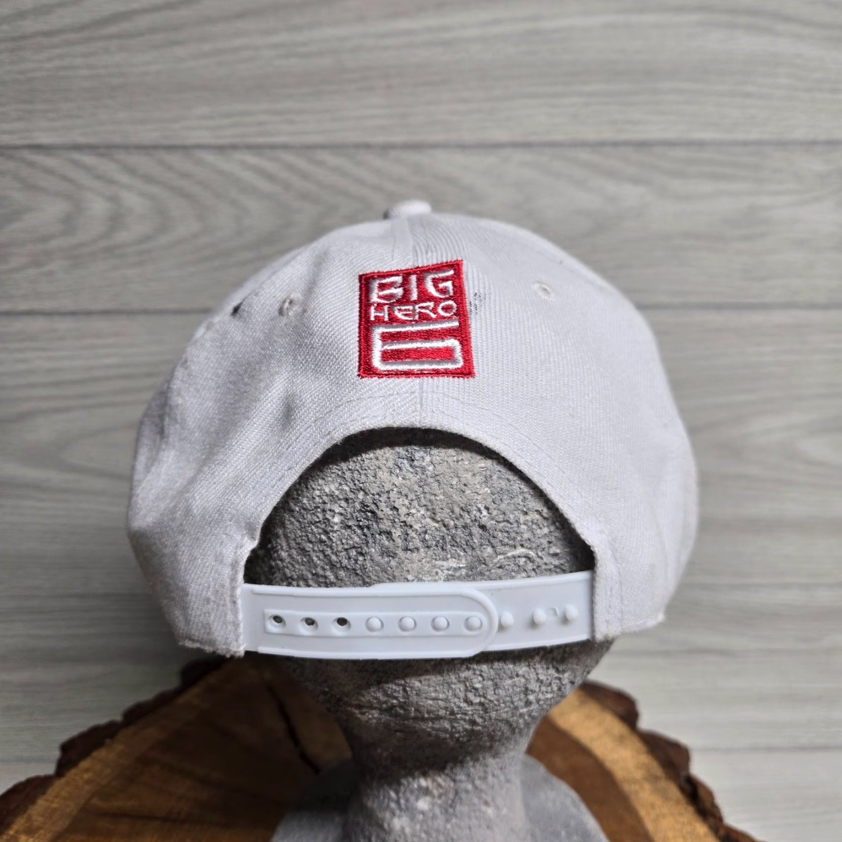 Disney Disney Hat Big Hero 6 Snapback Adult One Size White Twill adjustable Cap Boys Mens Unisex Adults casual Sports Theme Size ONE SIZE - 3 Thumbnail