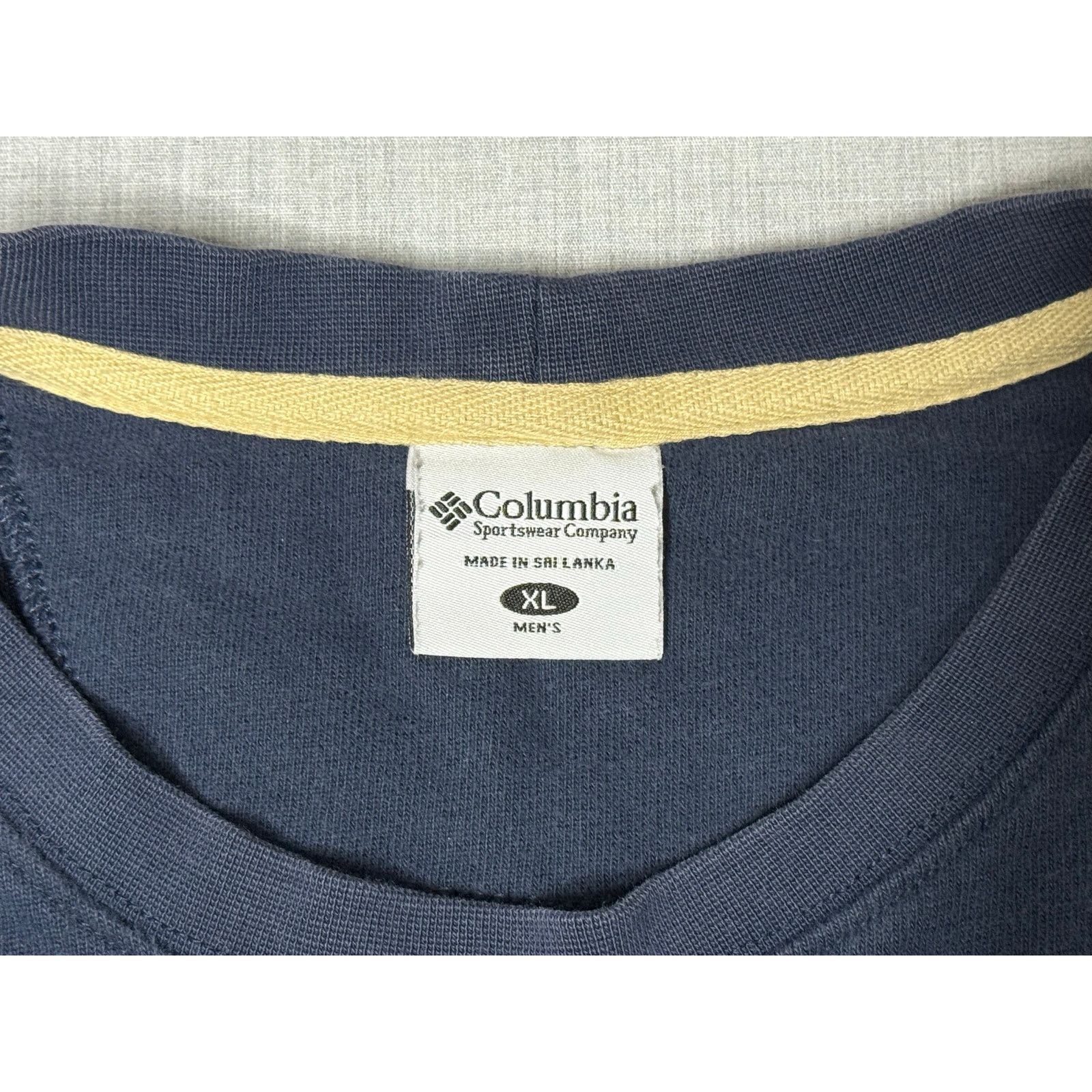 Columbia Columbia Notre Dame Heavyweight Long Sleeve Shirt XL Size US XL / EU 56 / 4 - 3 Thumbnail