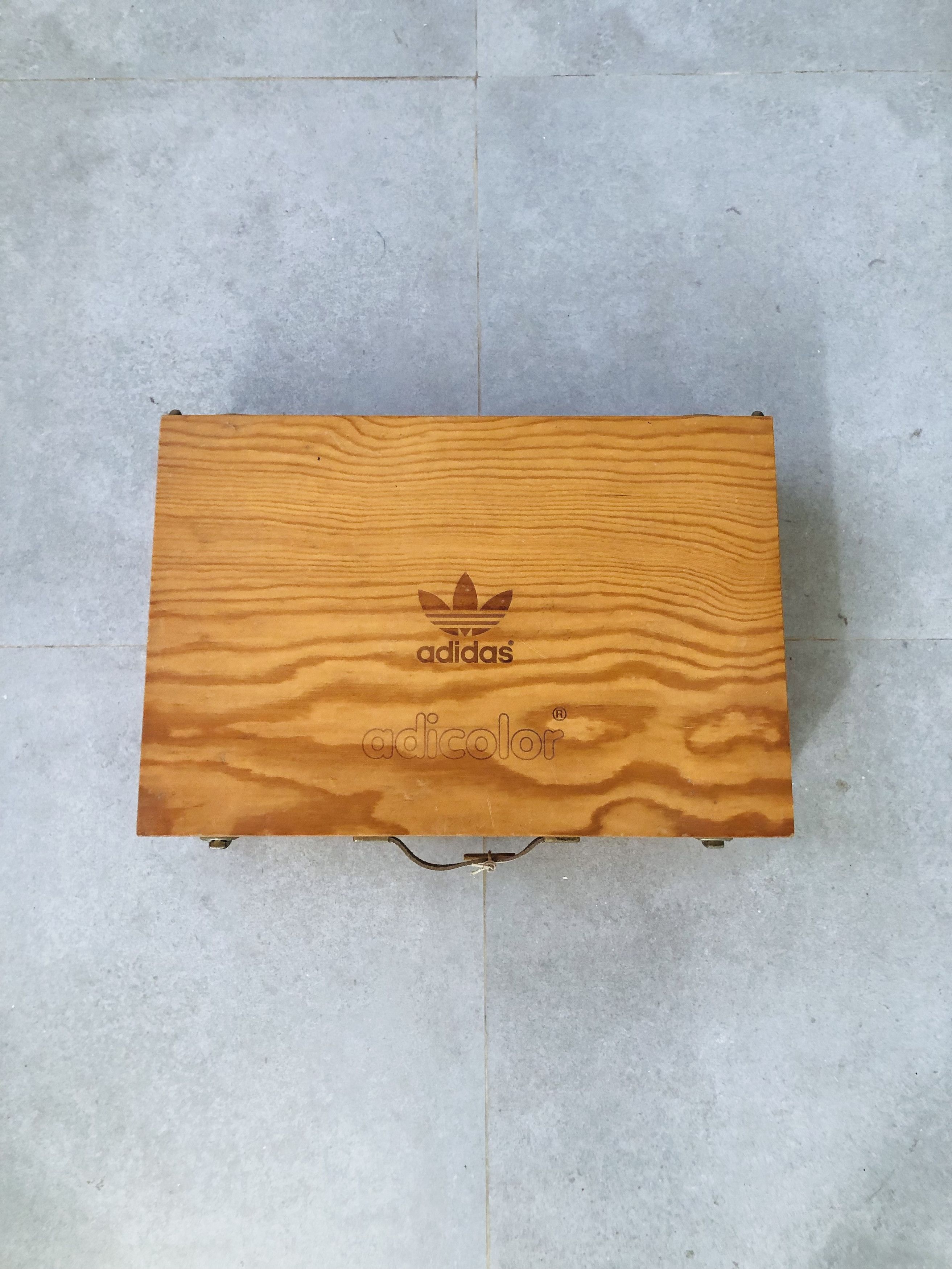 Adidas adidas adicolor W1 2006 Size US 10.5 / EU 43-44 - 10 Thumbnail