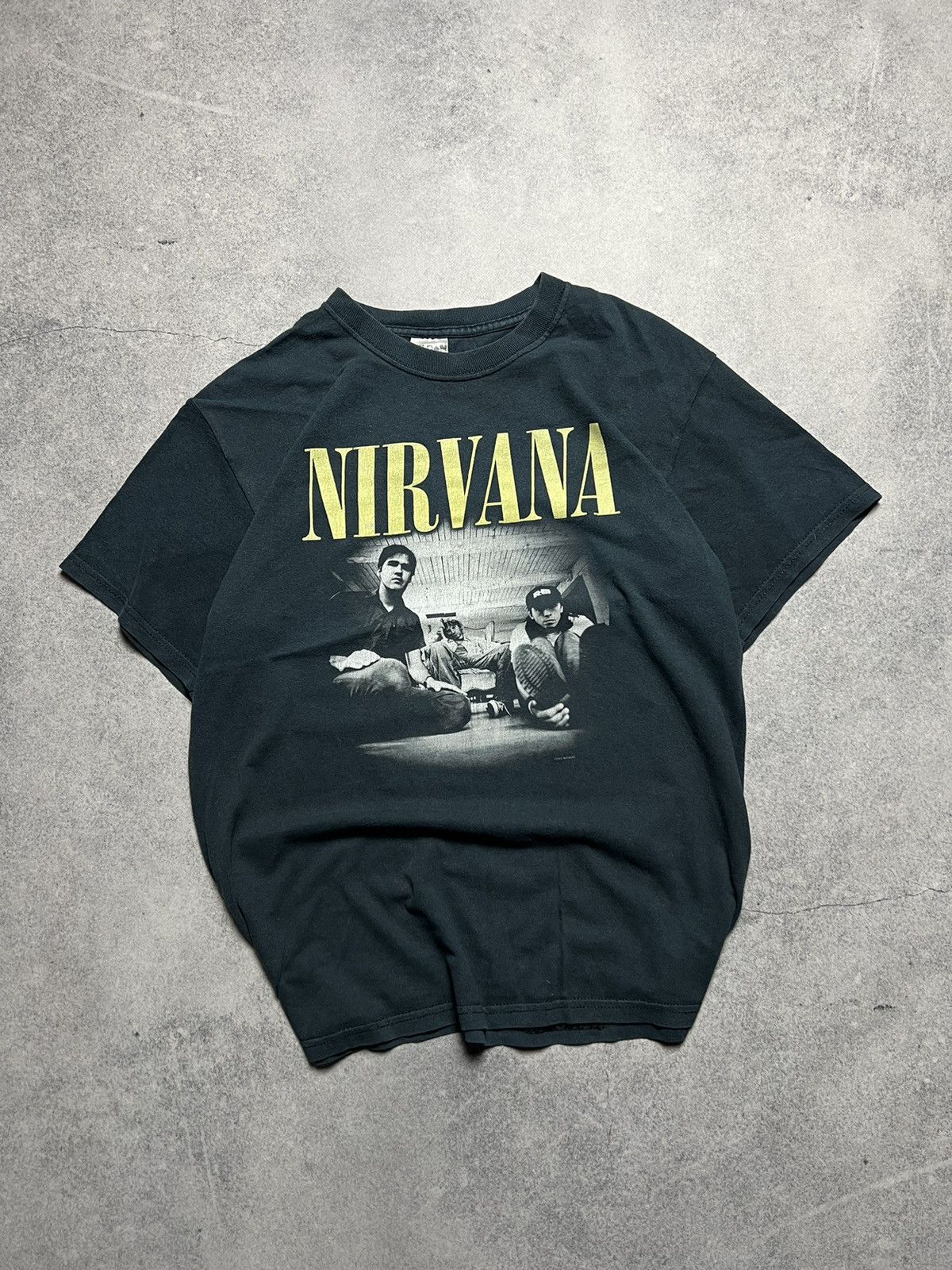 Vintage Nirvana Curt Cobain 2005 Faded Distressed Y2K Tee