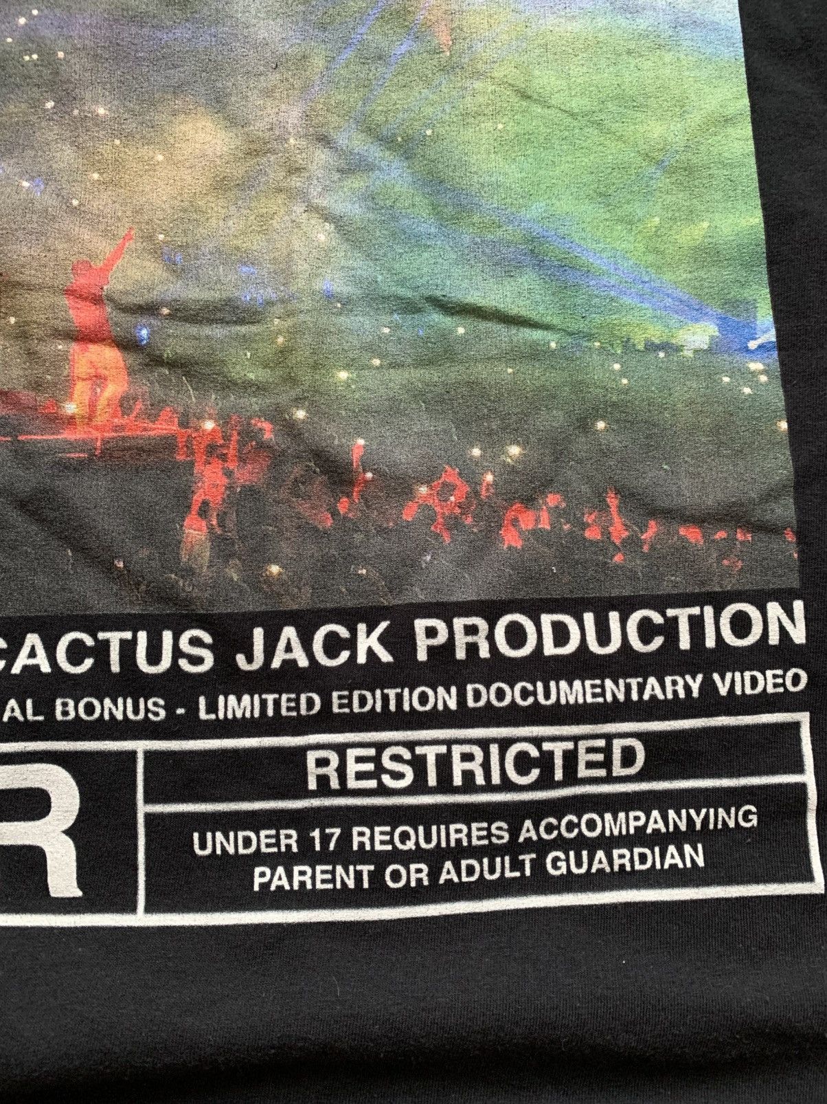 Travis Scott 🔥TRAVIS SCOTT by CACTUS JACK MOM I CAN FLY RESTRICTED TSHIRT Size US L / EU 52-54 / 3 - 4 Thumbnail