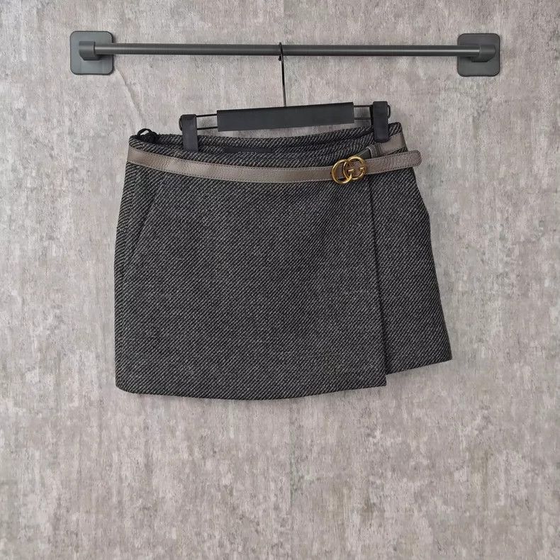 Gucci Gucci Skirt Size 26" / US 2 / IT 38 - 1 Thumbnail