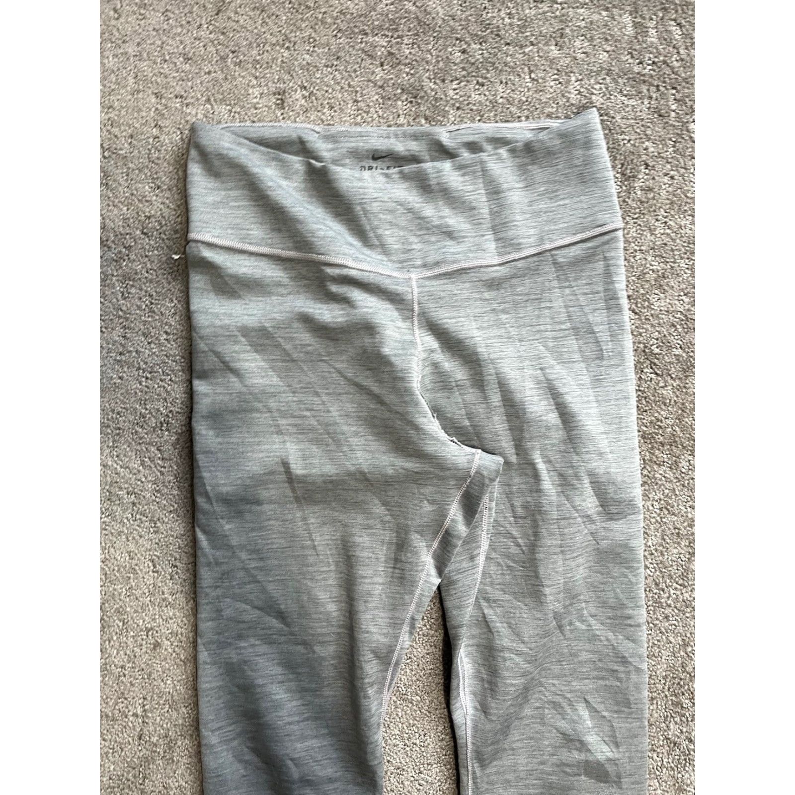 Nike Nike Women's Medium Gray All In Crop Tight Leggings Yoga Activewear BV0001 Size 32" / US 10 / IT 46 - 3 Thumbnail