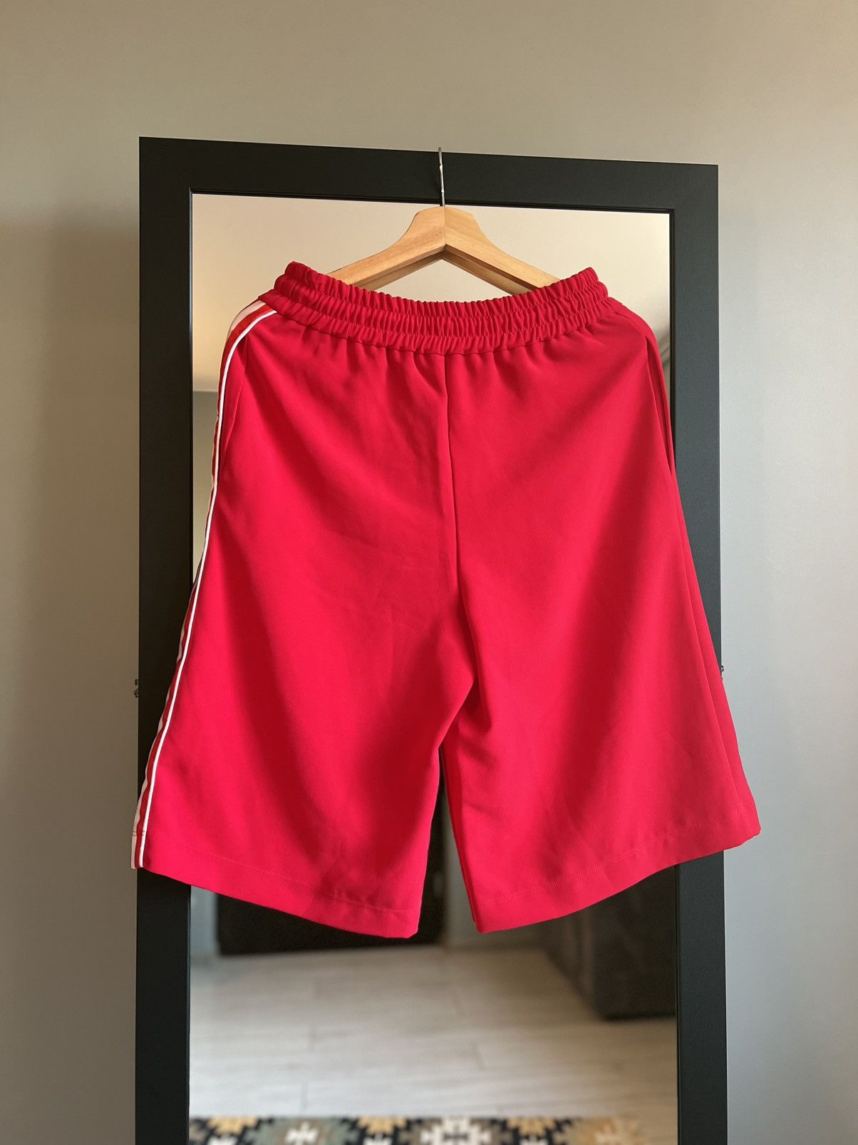 Iceberg Iceberg Big Logo Shorts Size US 38 / EU 54 - 6 Thumbnail