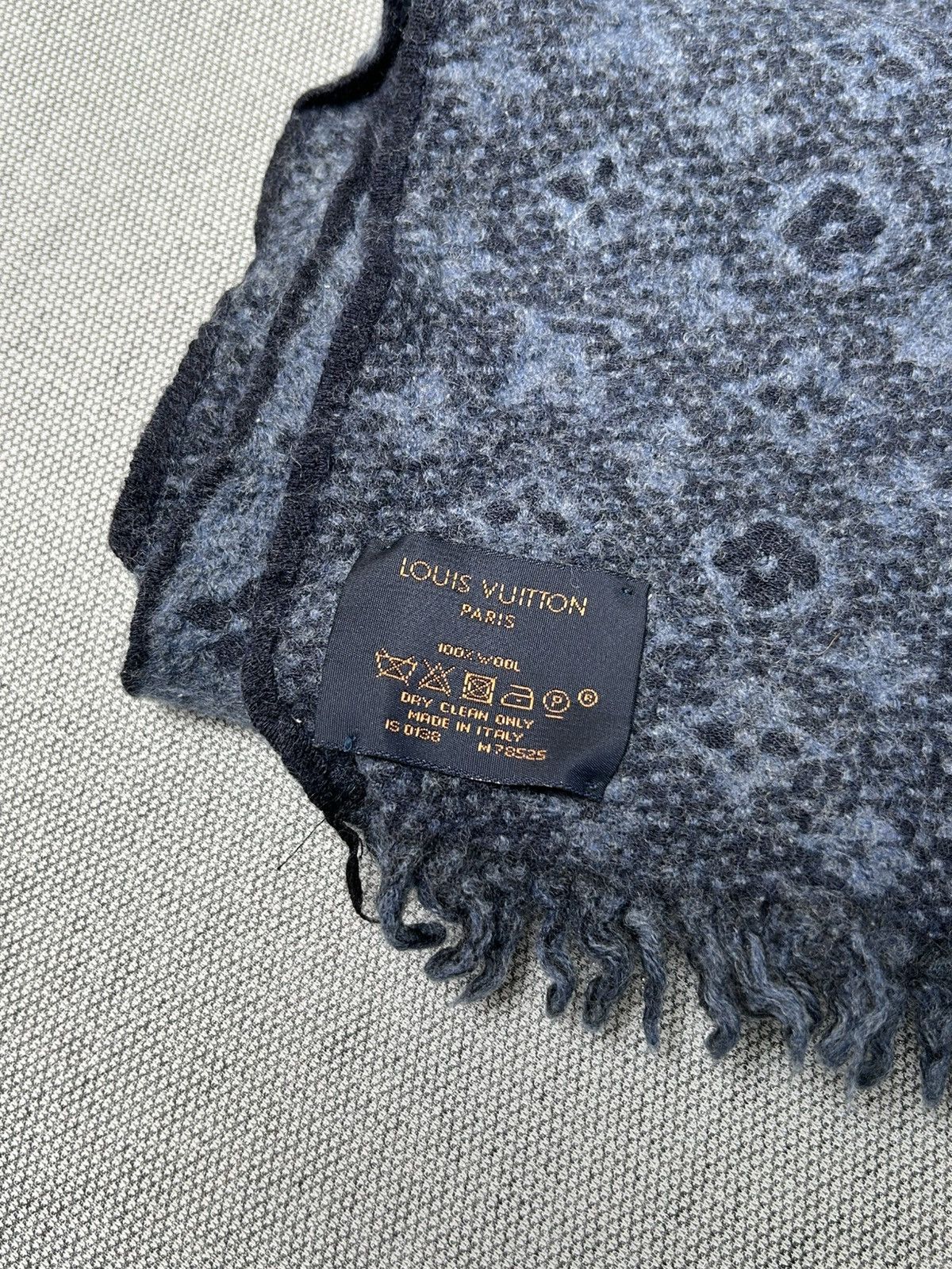 Louis Vuitton Louis Vuitton Navy Monogram Scarf Size ONE SIZE - 6 Thumbnail
