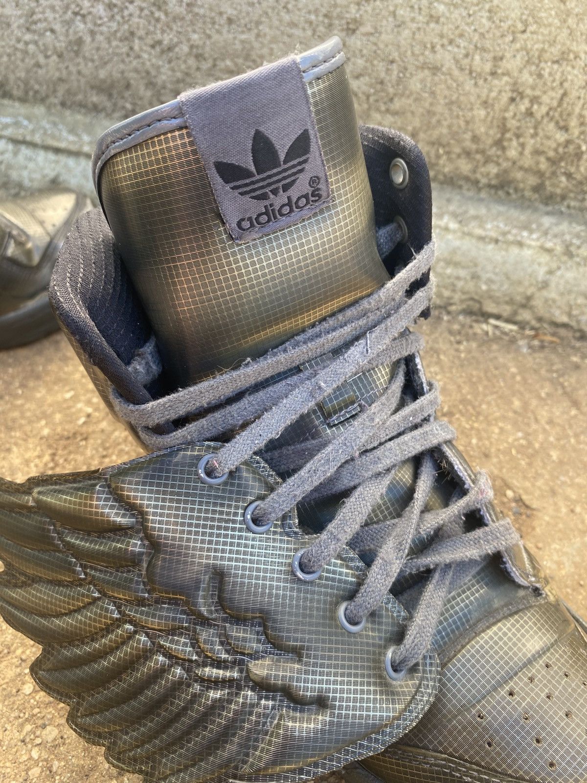 Adidas × Jeremy Scott 2008 Adidas x Jeremy Scott Angel wings Size US 6 / EU 39 - 12 Thumbnail