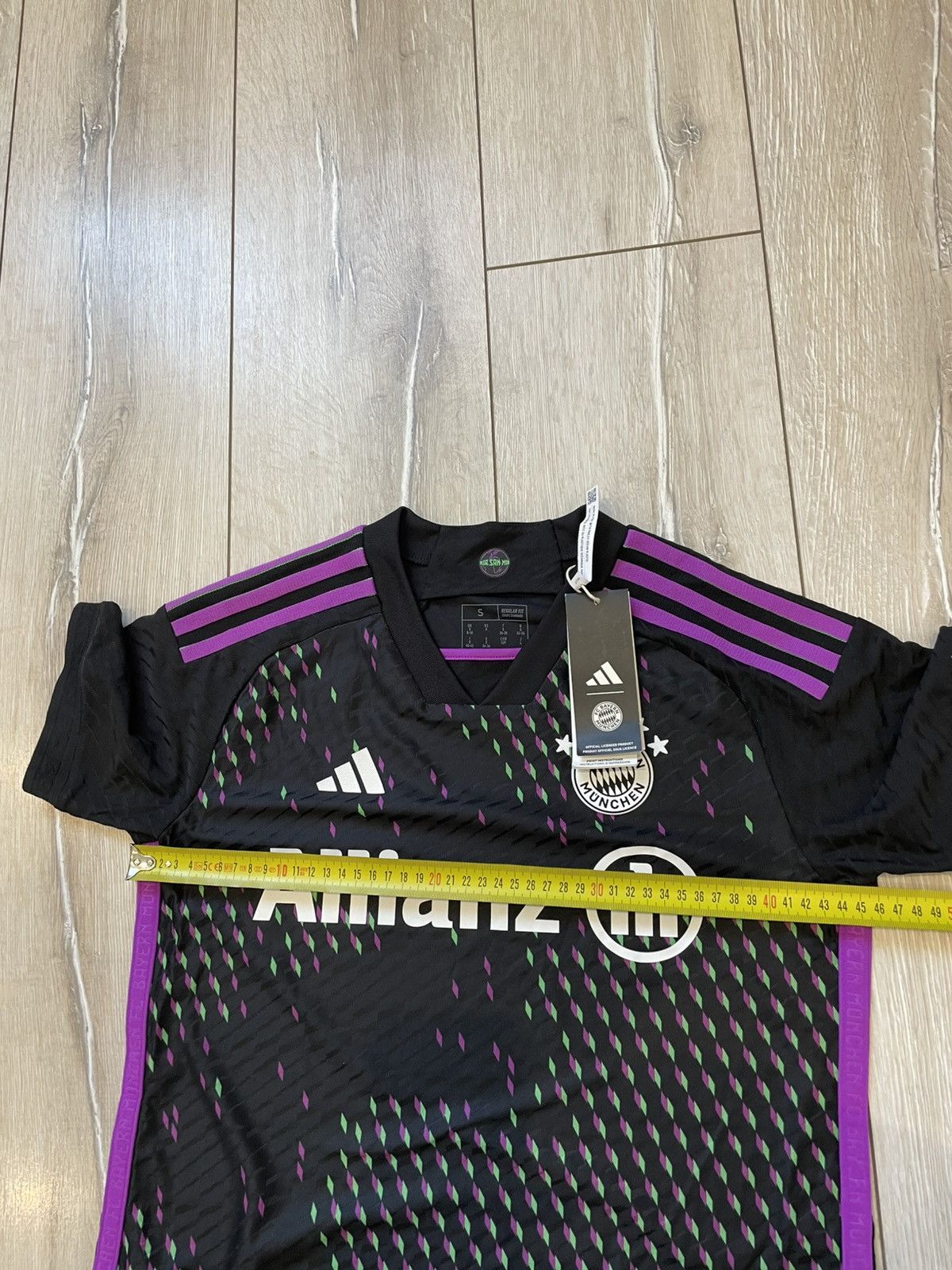 Adidas Adidas Bayern Munich 23/24 Player Version Away Womans Jersey Size S / US 4 / IT 40 - 12 Thumbnail