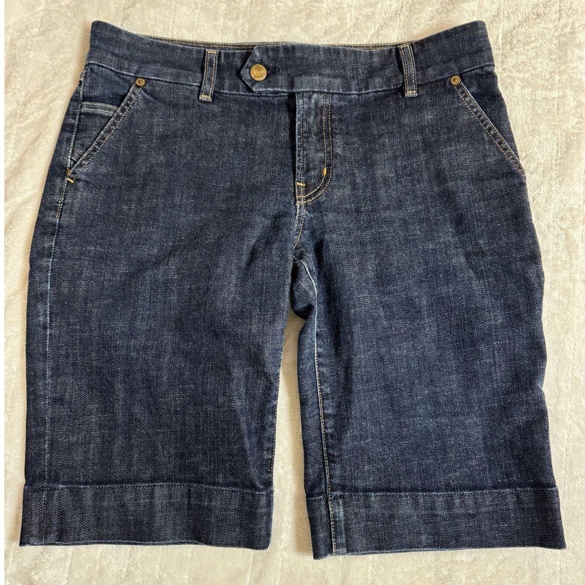 Citizens Of Humanity Citizens Of Humanity Denim Jean Shorts Dark Wash Size 30 Size 30" / US 8 / IT 44 - 1 Thumbnail