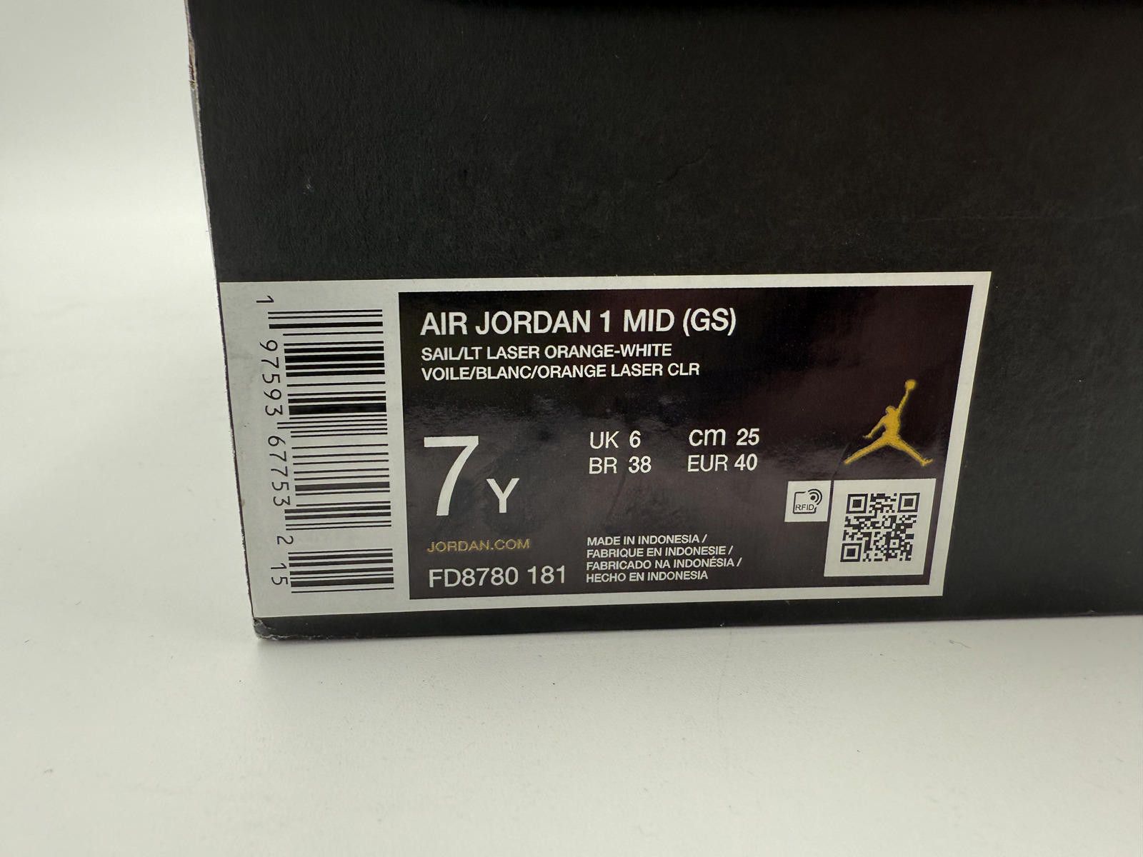 Nike Jordan 1 Mid Sail Light Laser Orange (GS) Size US 7 / EU 40 - 4 Thumbnail