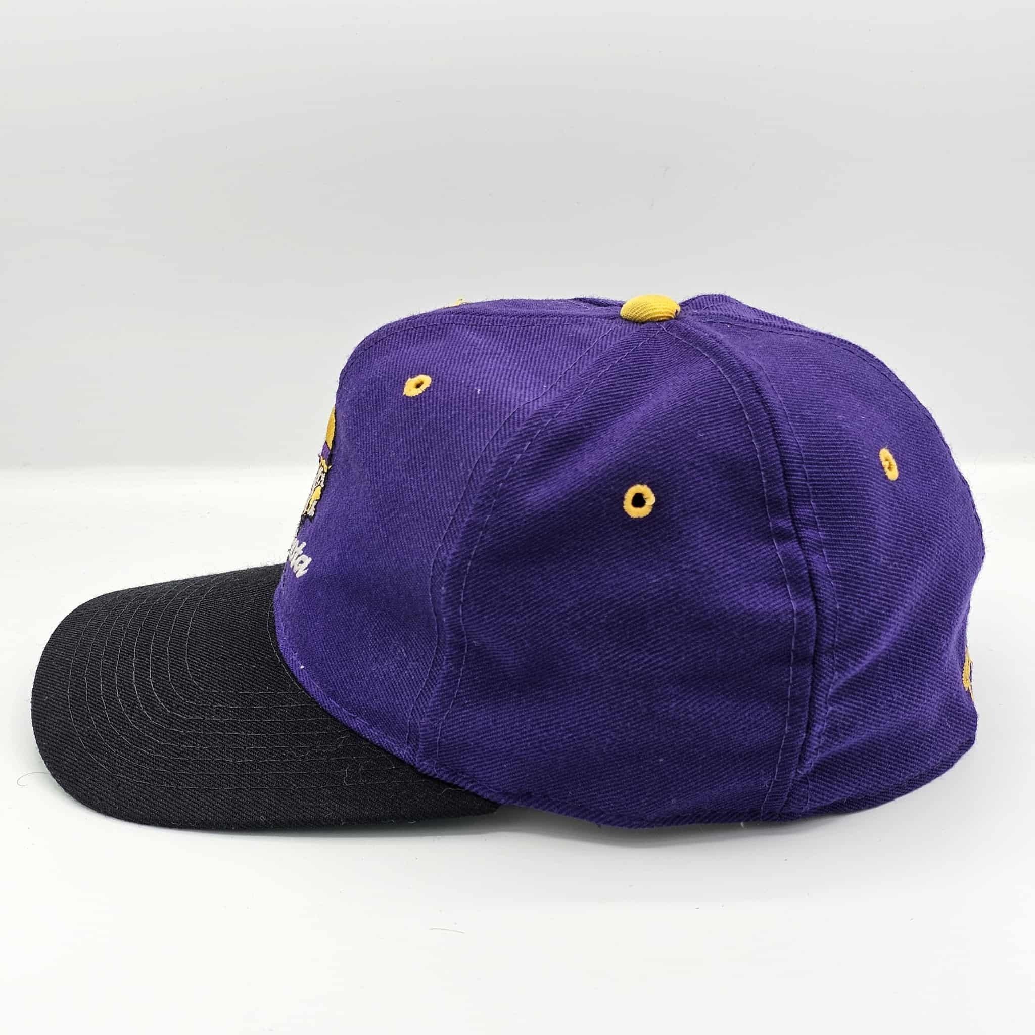 NFL Minnesota Vikings Vintage 90s New Era Pro Model Fitted Hat Size ONE SIZE - 3 Thumbnail