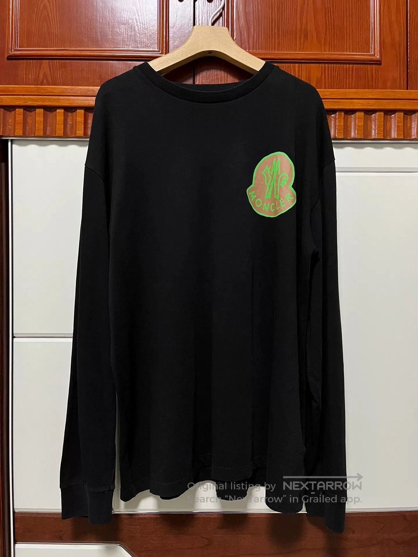 Moncler Moncler Long-Sleeve Big Logo T-Shirt. Size US XL / EU 56 / 4 - 1 Thumbnail