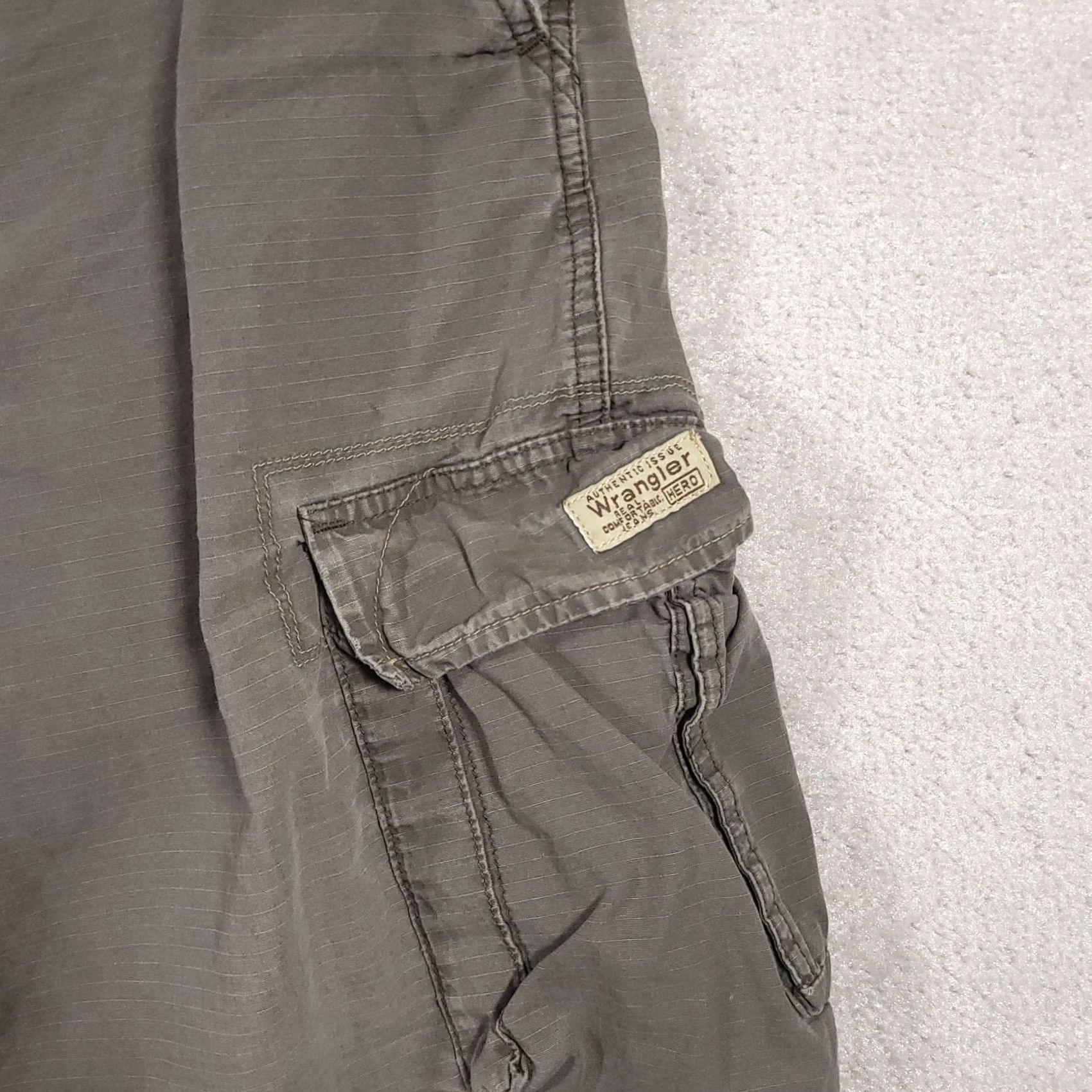 Wrangler Wrangler Cargo Shorts Mens 42 Outdoor Utility Gray Workwear Grunge Ripstop Size US 42 / EU 58 - 5 Thumbnail