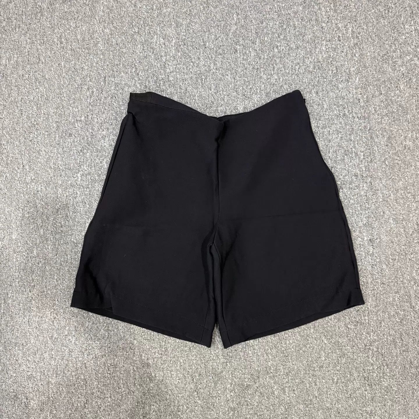 Dior Dior Black Shorts Size 38 99 New Size 27" / US 4 / IT 40 - 1 Thumbnail