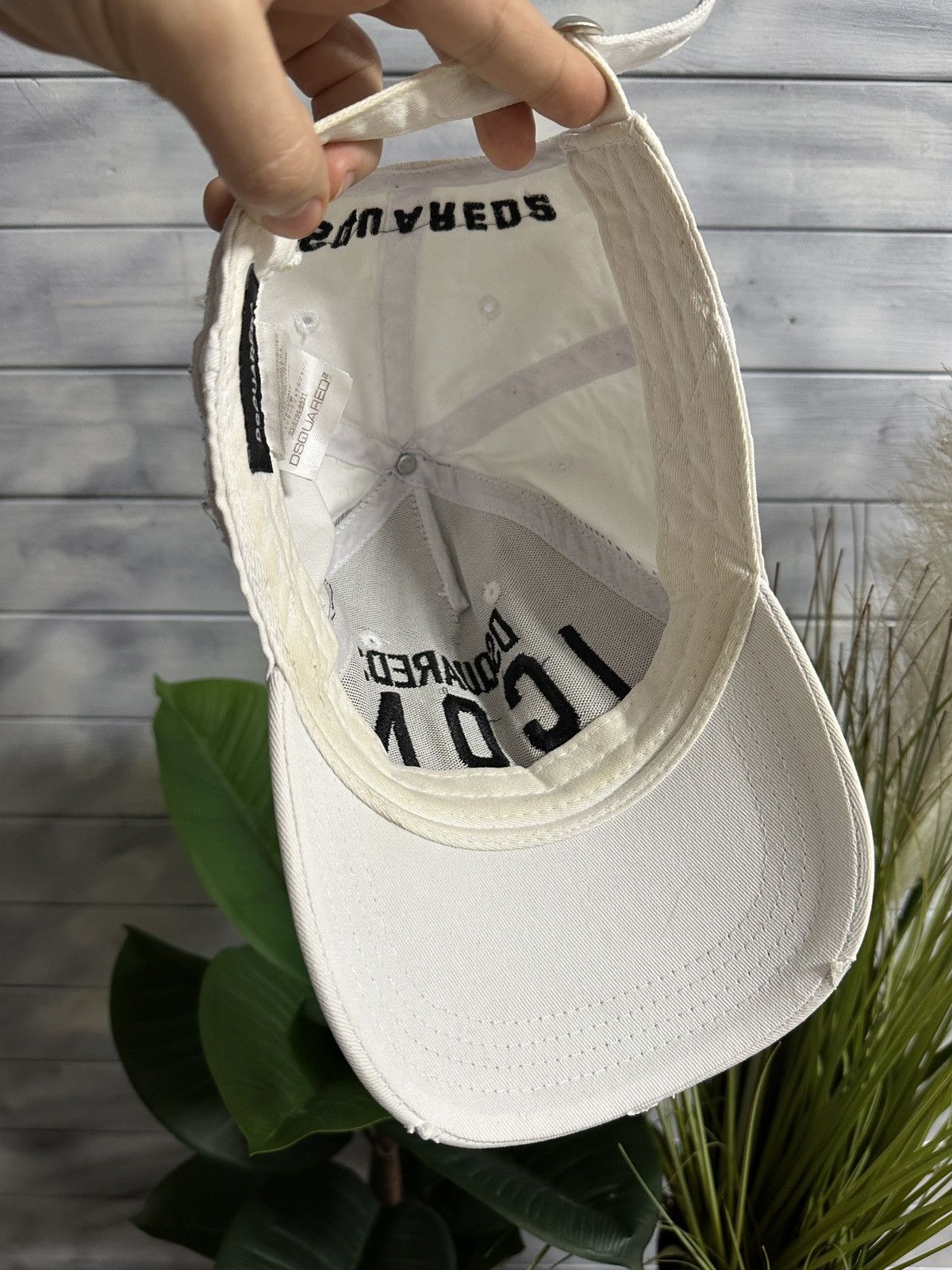 Dsquared2 Rare Luxury Cap DSQUARED2 ICON Made In Italy. Size ONE SIZE - 8 Thumbnail