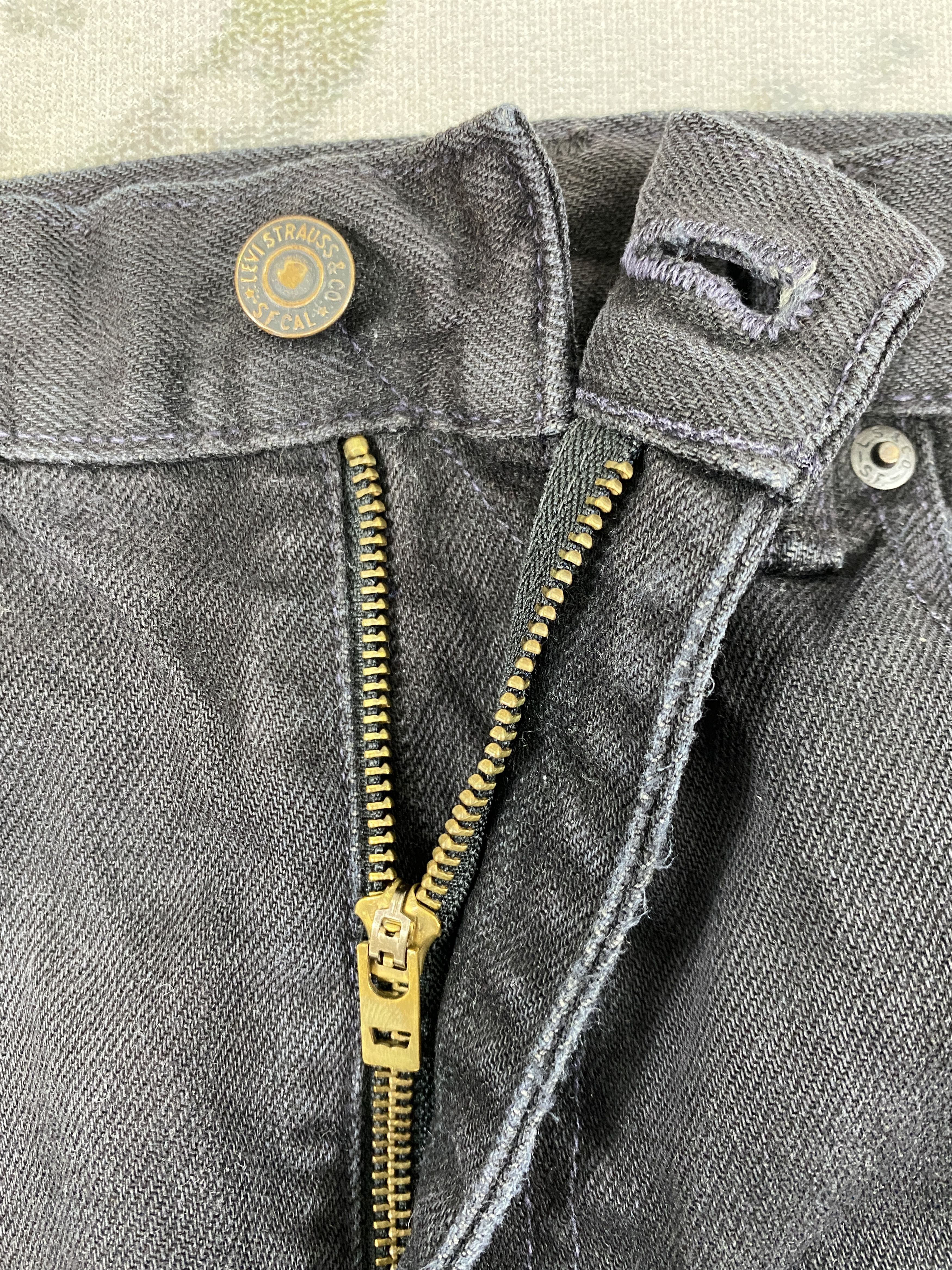 Levi's Black Vintage Levi's 505 Jeans 36x26 Denim- JN3728 Size US 36 / EU 52 - 6 Thumbnail