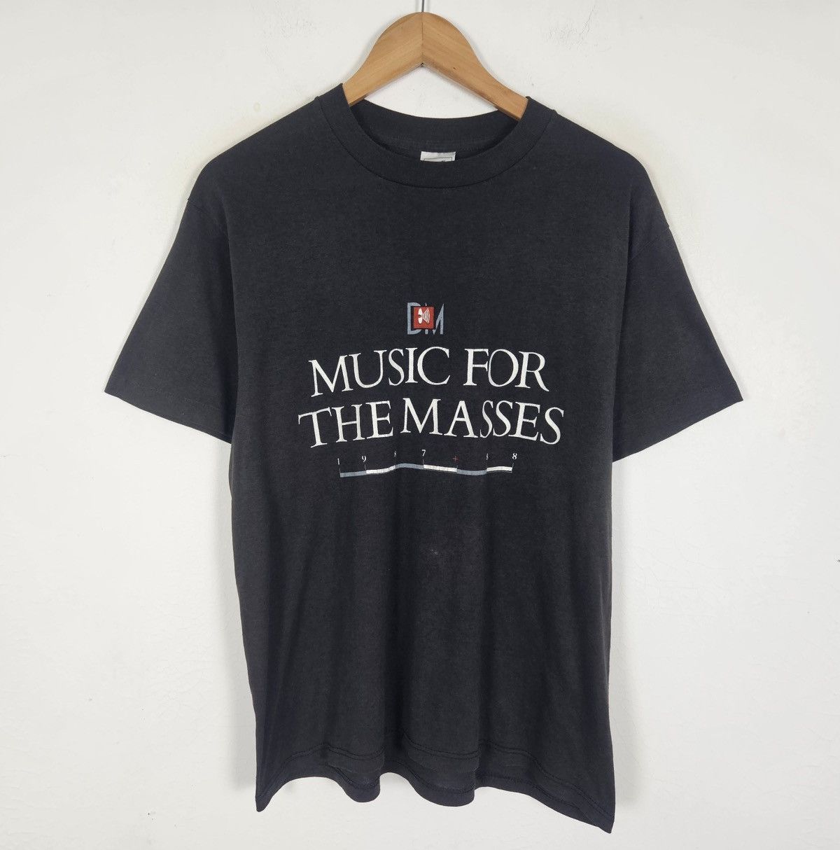 Band Tees Vintage 80s Depeche Mode Music for the Masses Tour Shirt Size US L / EU 52-54 / 3 - 3 Thumbnail