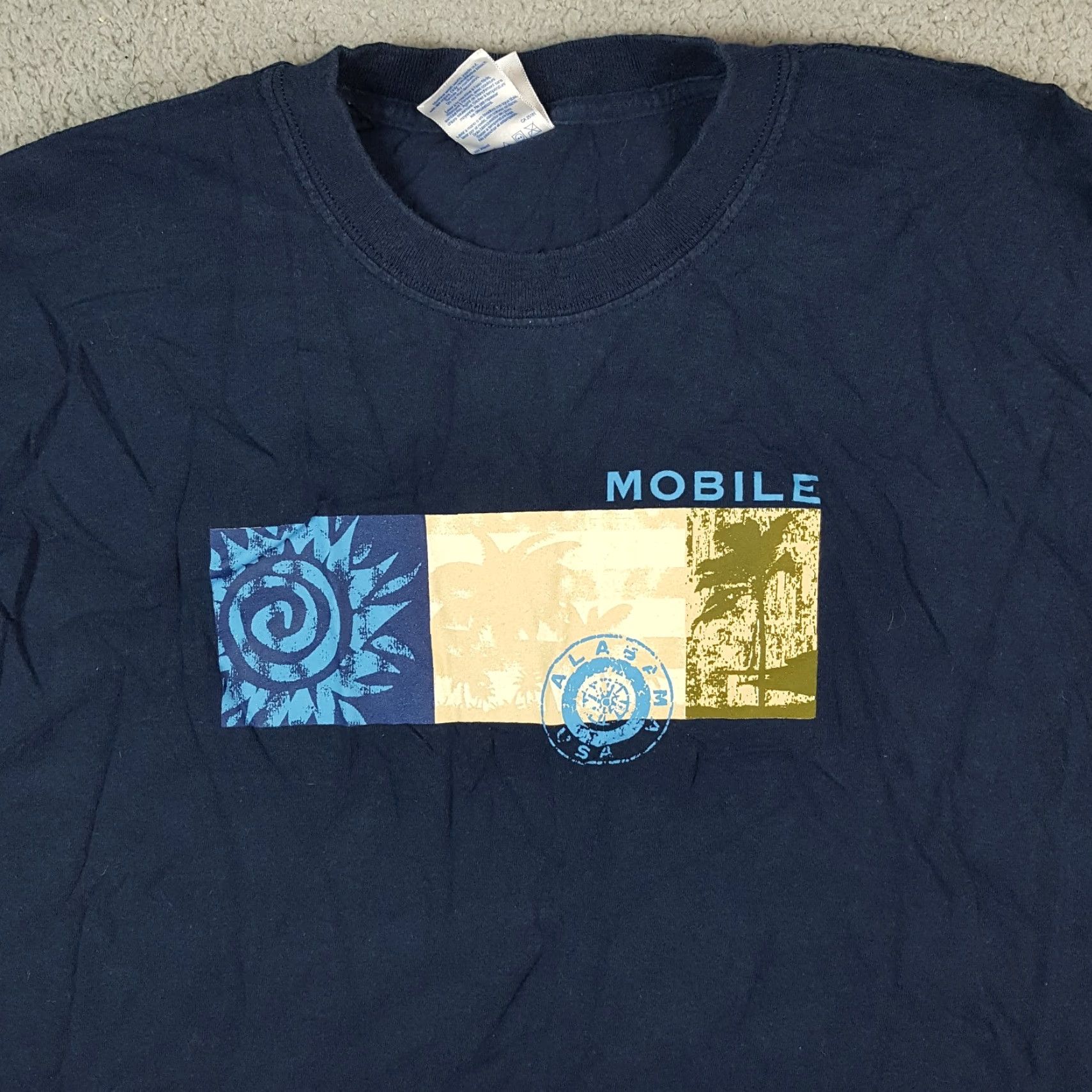 Gildan VINTAGE Mobile Alabama Art Nature Tee Mens Size L Navy Blue Retro Travel Shirt Size US L / EU 52-54 / 3 - 2 Thumbnail