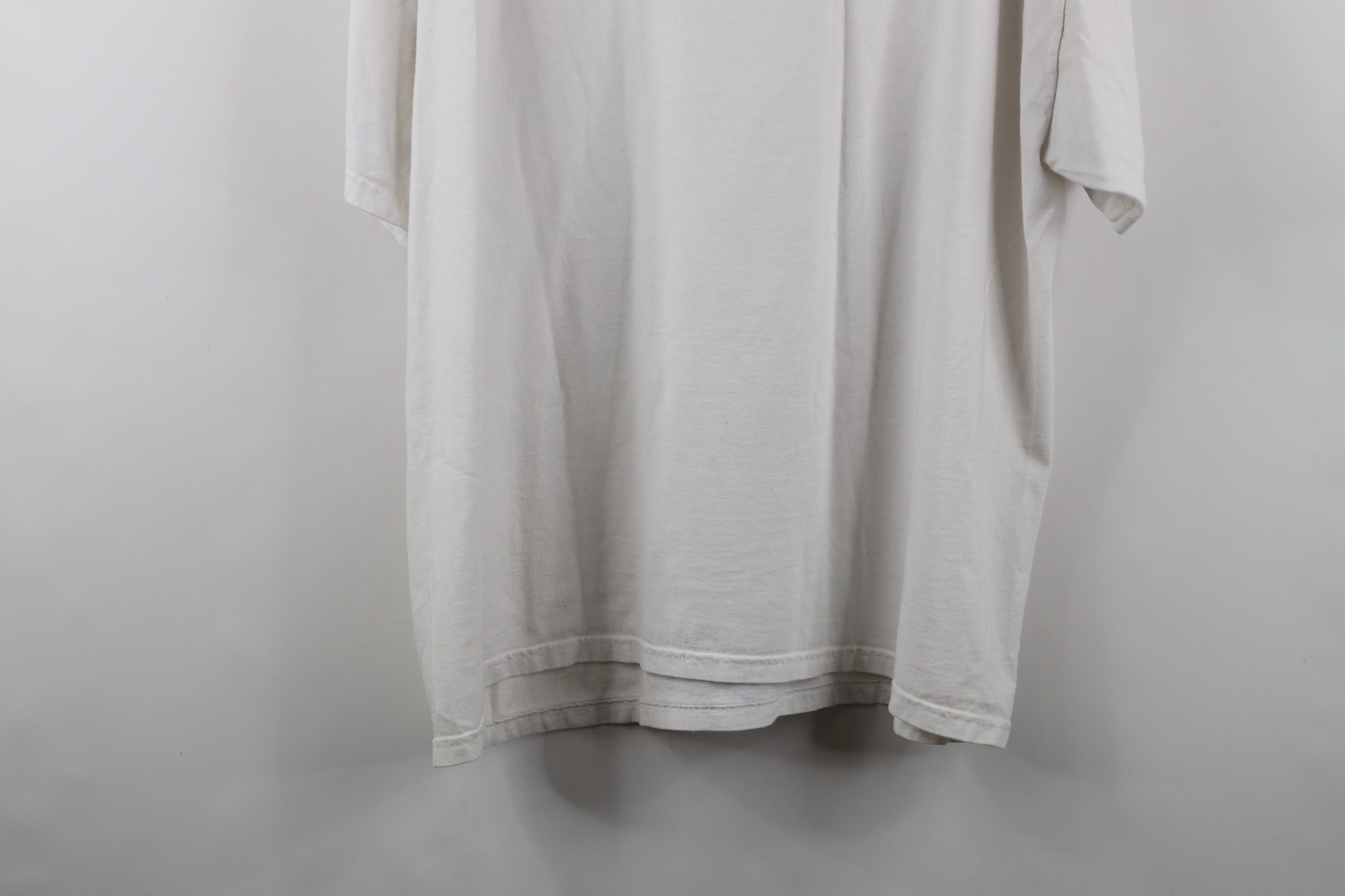 Vintage Vintage 90s Y2K Streetwear MGM Grand Casino Detroit T-Shirt Size US XXL / EU 58 / 5 - 14 Thumbnail