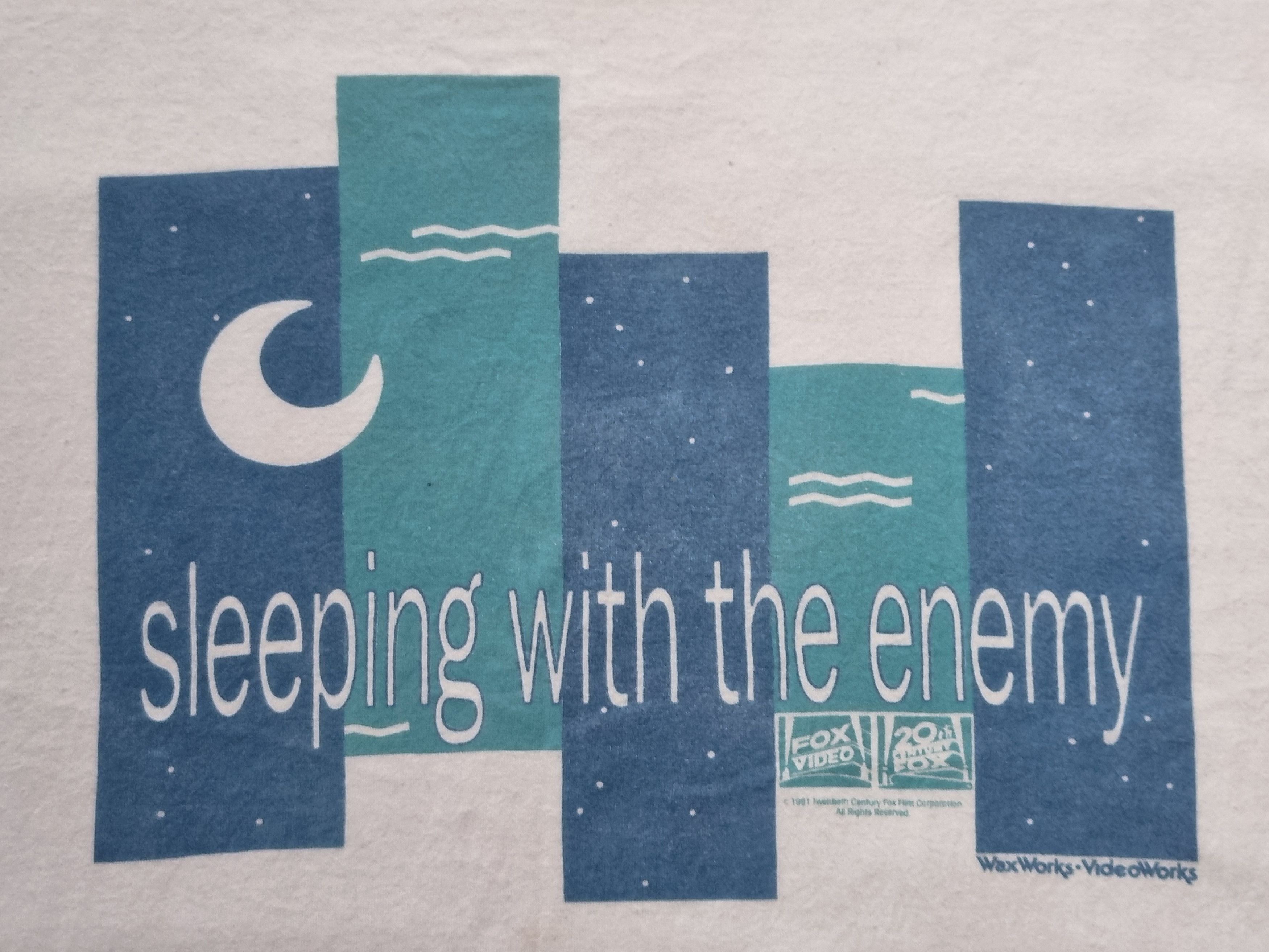 Jerzees × Vintage Vintage 20th Century Fox 90s Sleeping With The Enemy T Shirt Size US XL / EU 56 / 4 - 8 Thumbnail