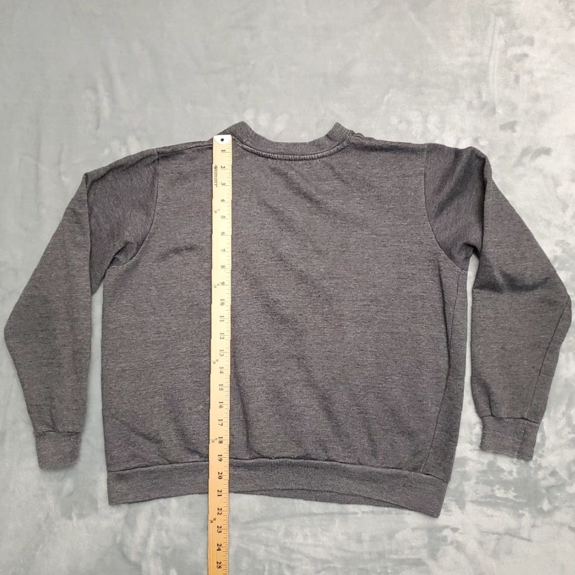 Vintage VINTAGE Yellowstone Dutton Ranch Sweatshirt Womens Small Gray Crewneck Pullover Fleece Size S / US 4 / IT 40 - 5 Thumbnail