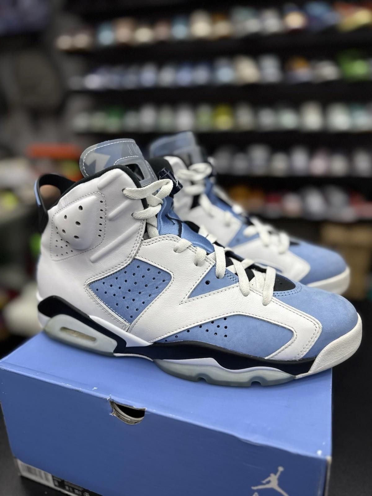 Jordan Brand Jordan 6 Retro Mid UNC - University Blue - Men's Size 11 Size US 11 / EU 44 - 3 Thumbnail