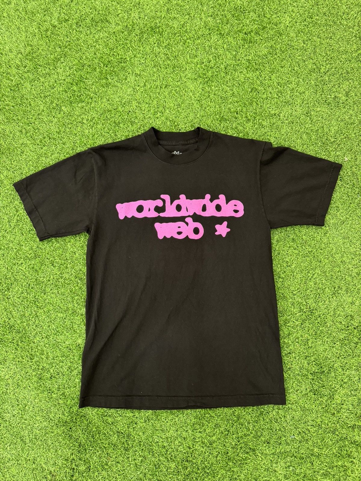 image of Spider Worldwide Sp5Der Pink Web Tee in Black, Men's (Size Small)