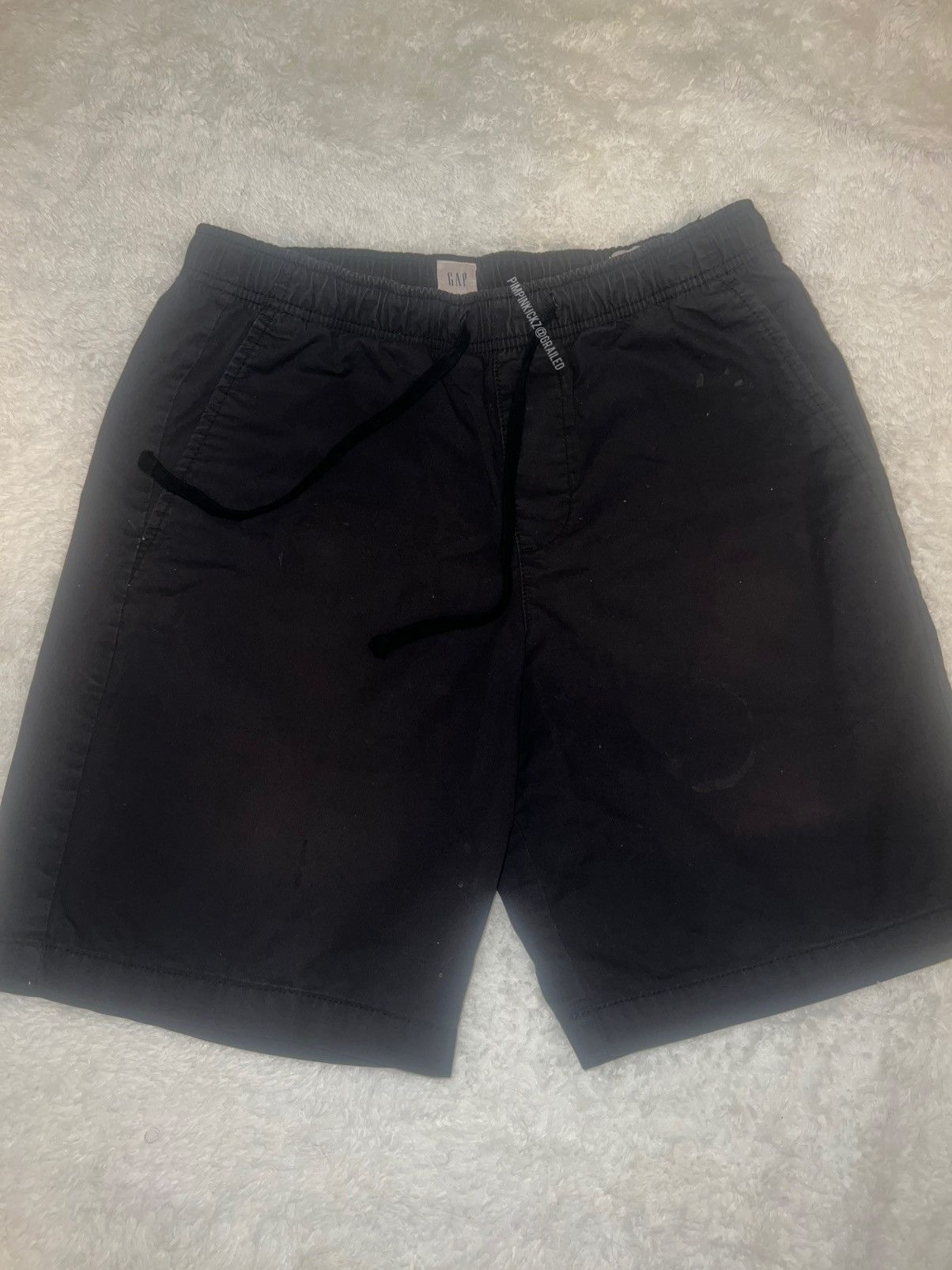 Gap Mens GAP 9” Black shorts with drawstring waist. Size US 30 / EU 46 - 1 Thumbnail