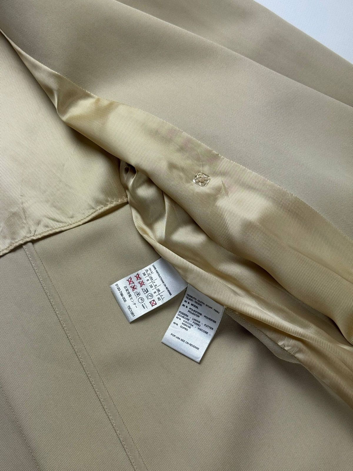 Max Mara Max Mara Vintage Double-Breasted Coat Biege Size M / US 6-8 / IT 42-44 - 4 Thumbnail