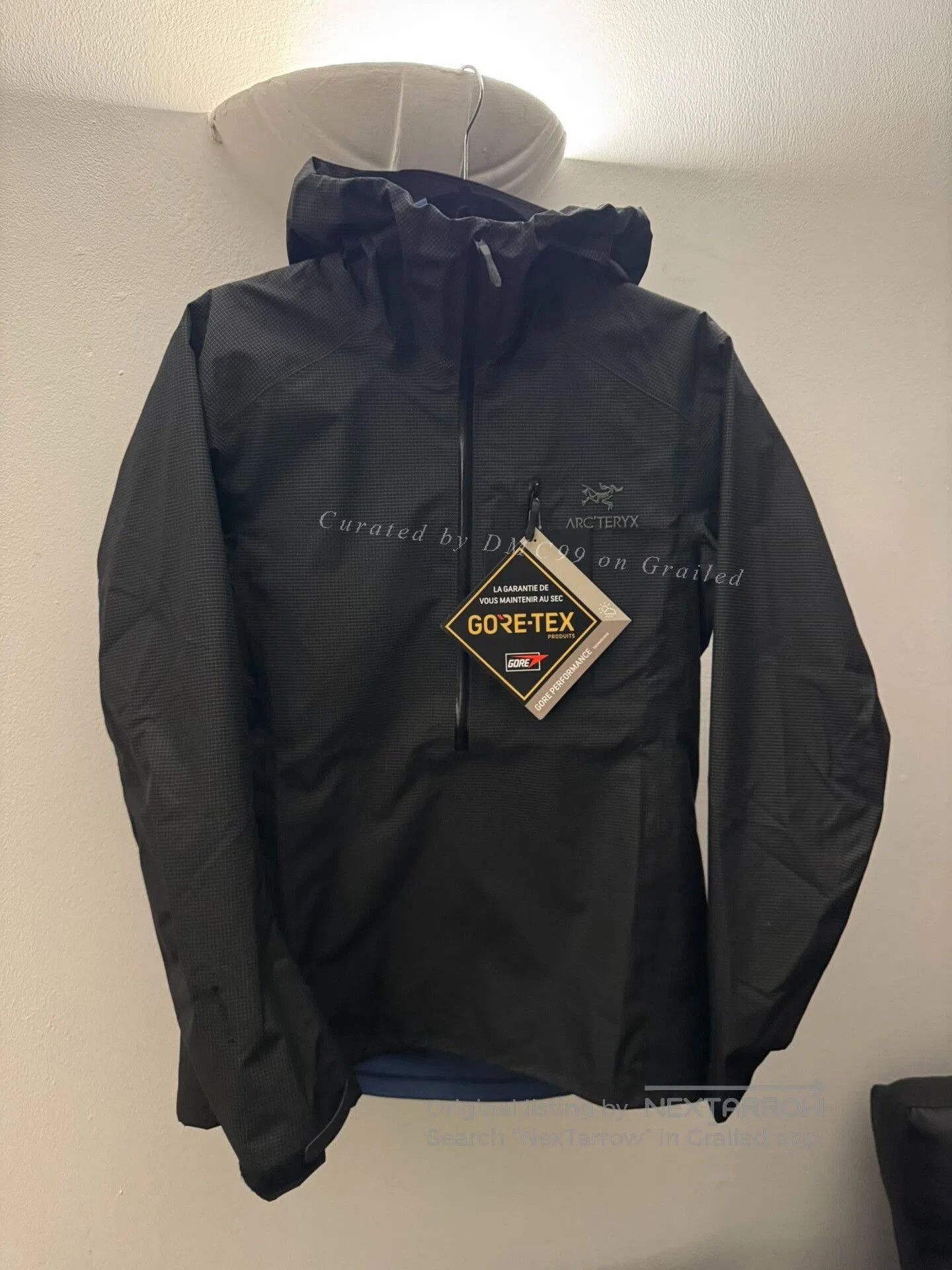 Arc'teryx Arcteryx Women's Alpha Lightweight Anorak. Size S / US 4 / IT 40 - 1 Thumbnail