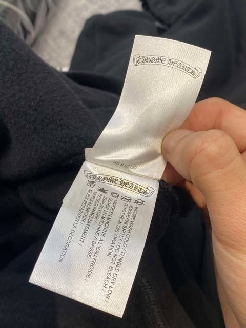 Chrome Hearts CHROME HEARTS Vertical Logo Hoodie Size US L / EU 52-54 / 3 - 11 Thumbnail