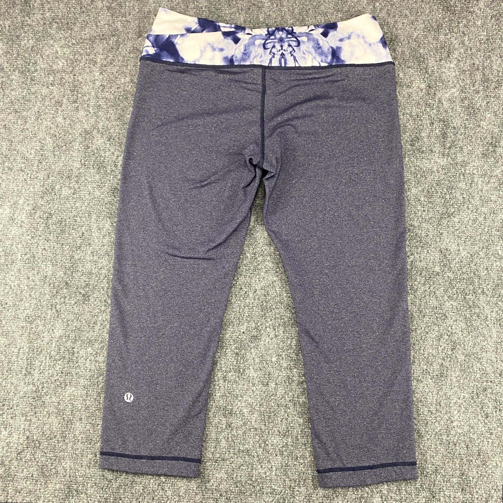 Lululemon Lululemon Crop Leggings Womens Small Blue Tie Dye Waist Roll Down Yoga Capris Size 28" / US 6 / IT 42 - 4 Thumbnail