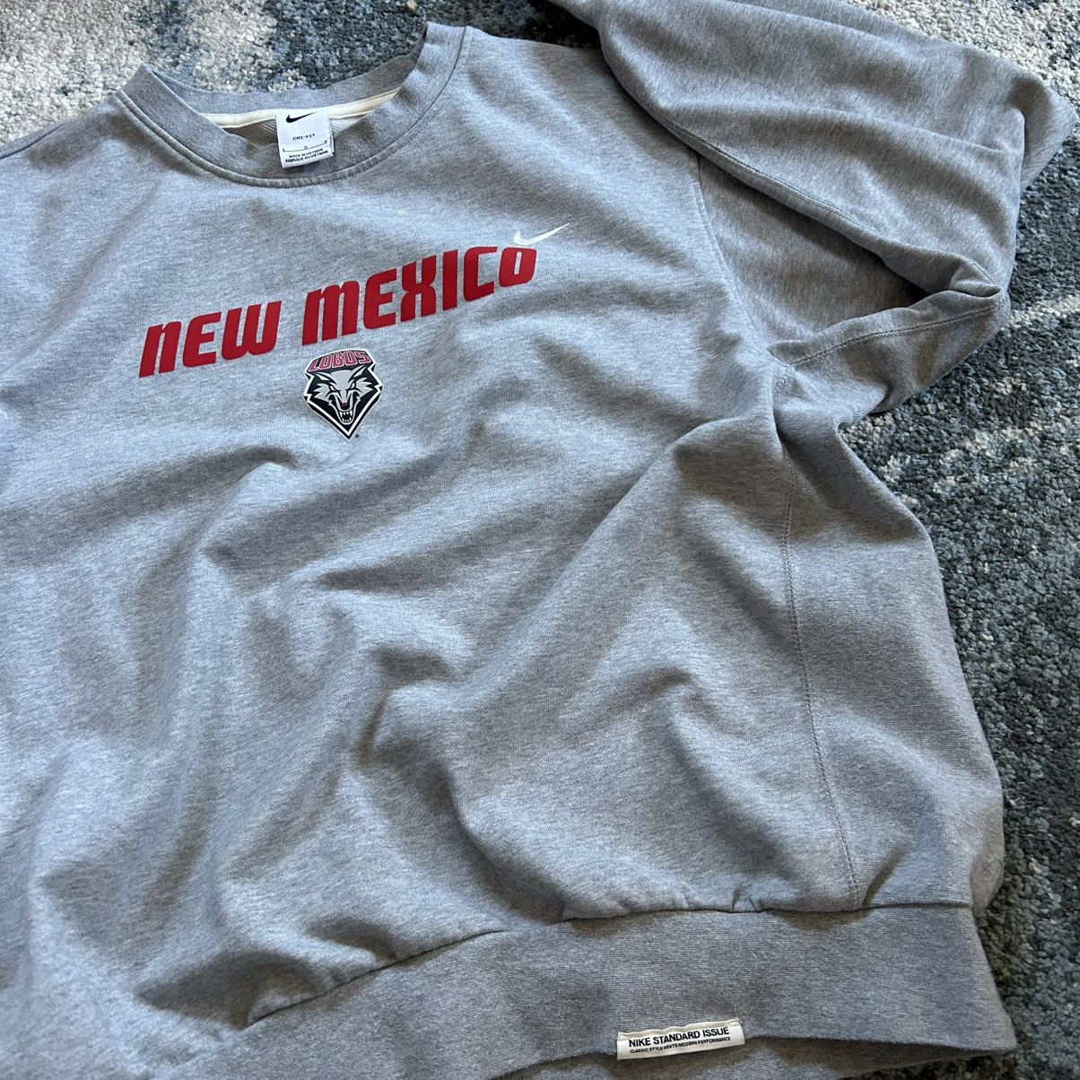 Nike UNiVERSiTY of NEW MEXiCO LOBOS NiKE STANDARD iSSUE YKK ZiP Size US L / EU 52-54 / 3 - 18 Thumbnail