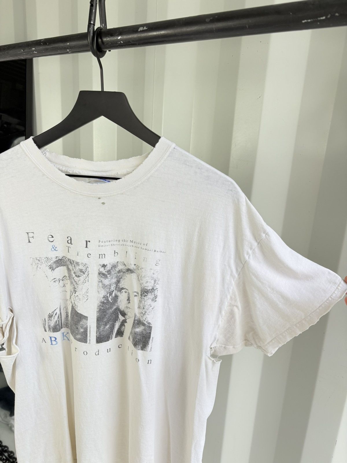 Vintage Thrashed Fear Trembling Faded Distressed Shirt ERD GRUNGE Size US XL / EU 56 / 4 - 5 Thumbnail