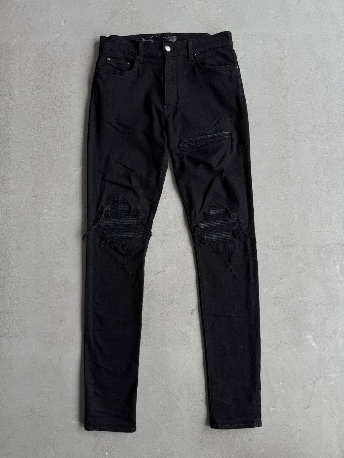Amiri Amiri - Distressed Black Denim Slim Pant Size US 33 - 1 Thumbnail