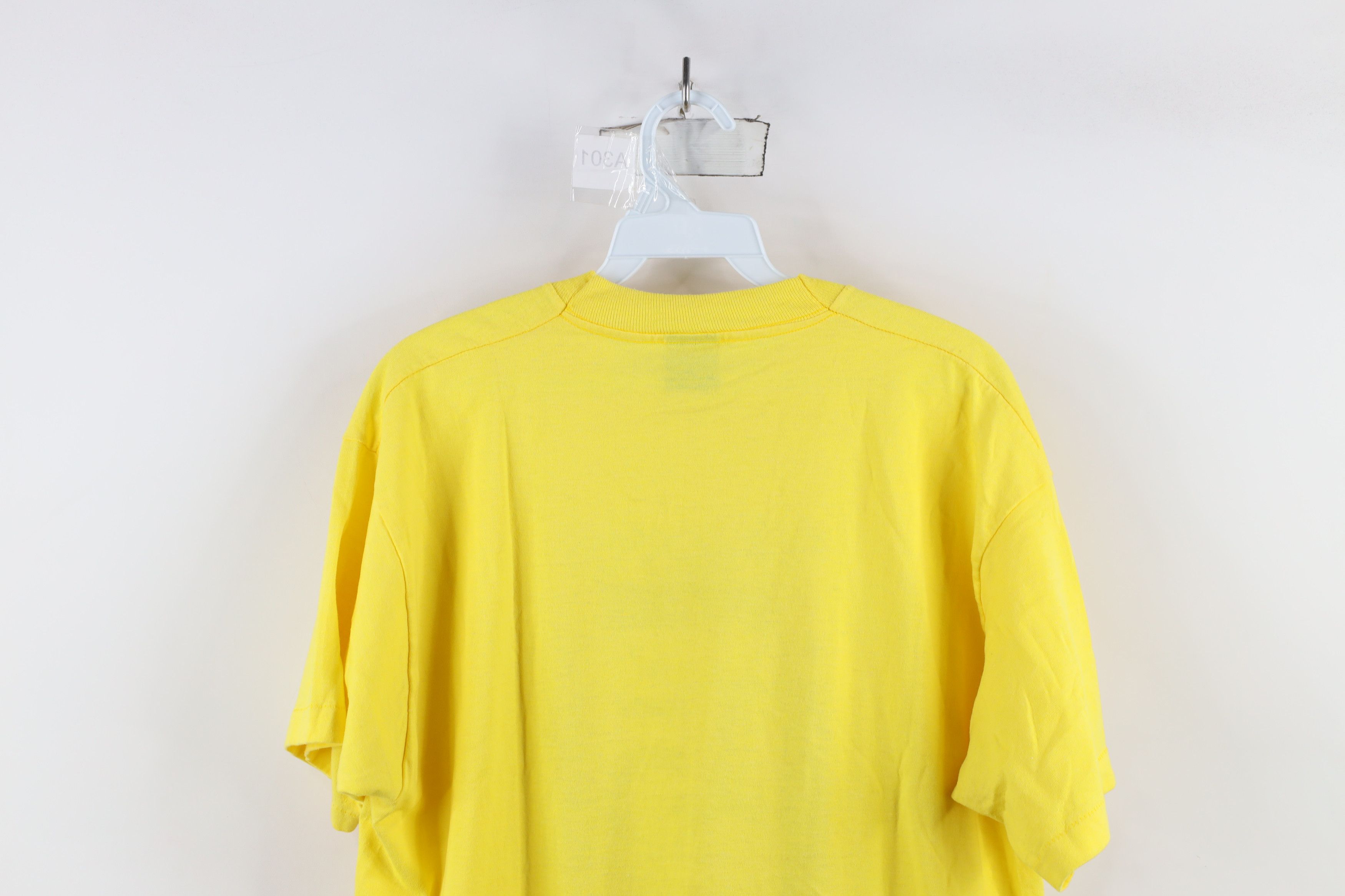 Vintage Vintage 90s Streetwear Cycling Michigan T-Shirt Yellow USA Size US XL / EU 56 / 4 - 10 Thumbnail