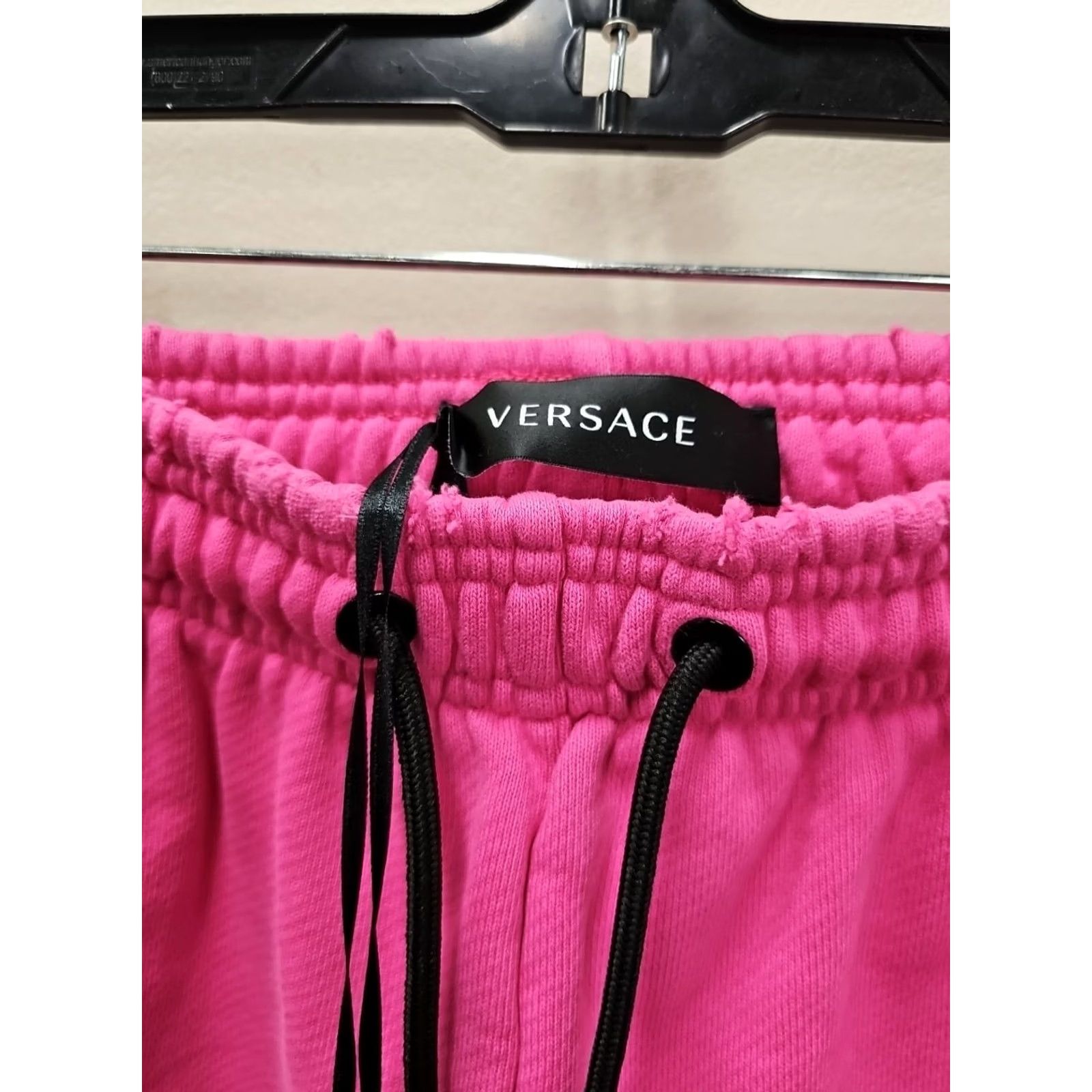 Versace VINTAGE Versace Sweat Shorts Mens Distressed Fuxia Fleece Drawstring Pockets Logo 40 Mens Size US 40 / EU 56 - 2 Thumbnail