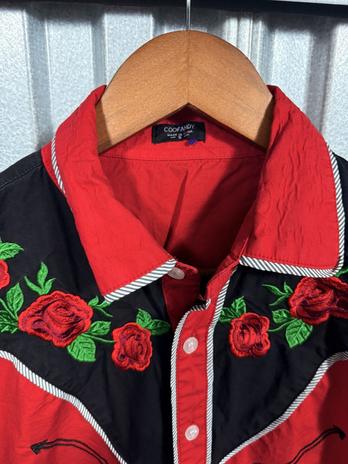 Other Coof Andy New Age Rose Embroidered Button Up Western Shirt Size US S / EU 44-46 / 1 - 6 Thumbnail