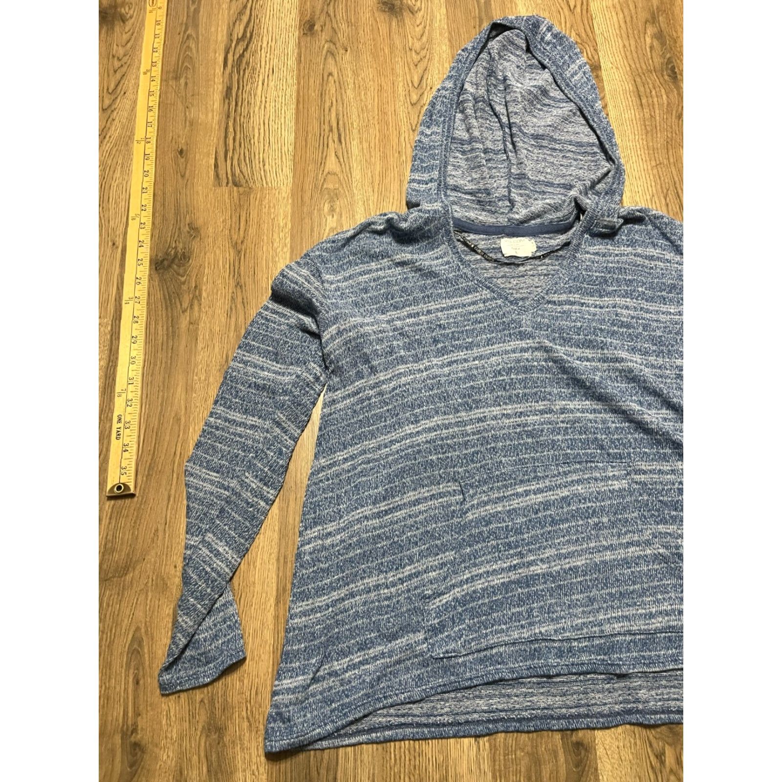 Volcom Volcom Hoodie Women's Medium Blue Pullover Long Sleeve V-neck Size M / US 6-8 / IT 42-44 - 3 Thumbnail
