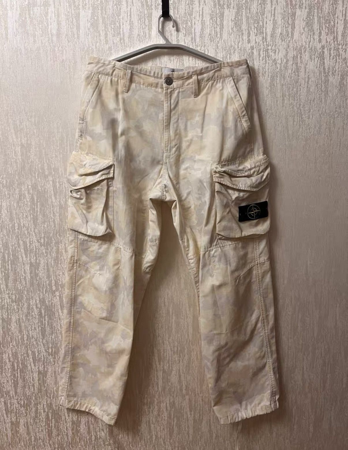 Stone Island Stone Island x Supreme Thermal Reflective Camo Cargo Pants Size US 34 / EU 50 - 1 Thumbnail