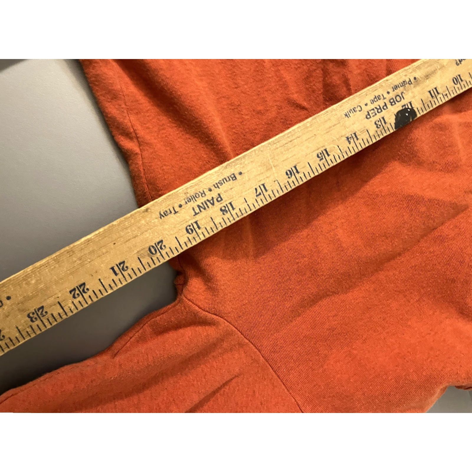 Gap Gap Sweater Men’s Size Large Orange Solid Cotton Crew Neck Long Sleeve Knit Pullover Casual Workwear 90s? (No, avoid unknown) Size US L / EU 52-54 / 3 - 5 Thumbnail