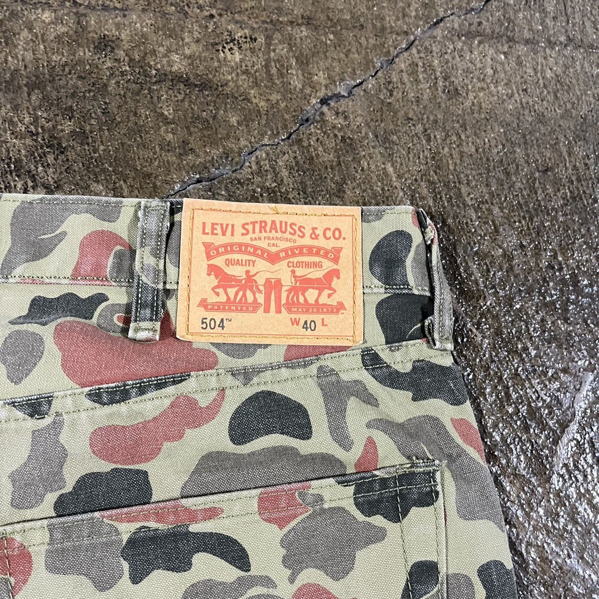 Levi's Crazy Levi's 504 Camo Shorts Grunge Baggy Y2K Size 40 Size US 40 / EU 56 - 5 Thumbnail