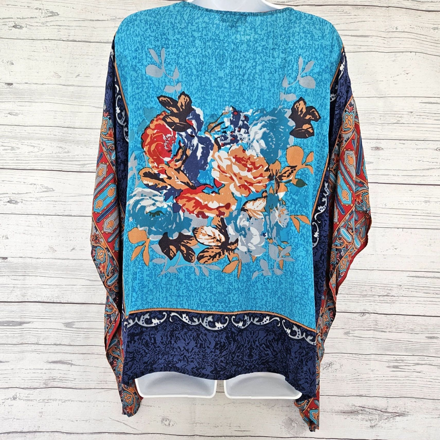 IOLANI Tolani Silk Blouse Shirt Womens Sz S Blue Floral V-Neck Poncho Style Top Size S / US 4 / IT 40 - 3 Thumbnail