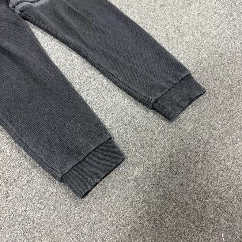 Thom Browne Thom Browne size 3 Deep grey four-striped waffle drawstring Size US 28 / EU 44 - 3 Thumbnail